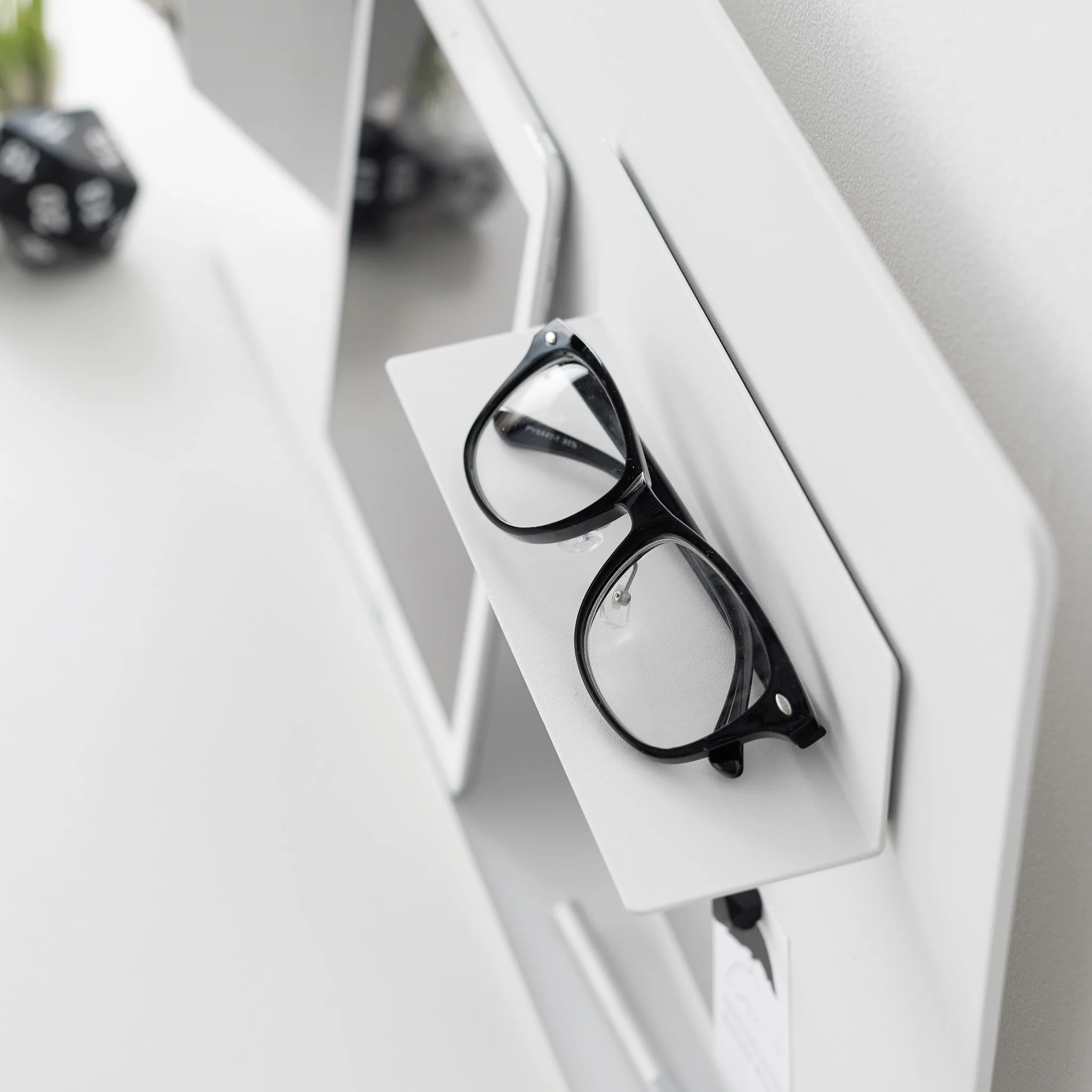 Magnetic Shelf - Image 4