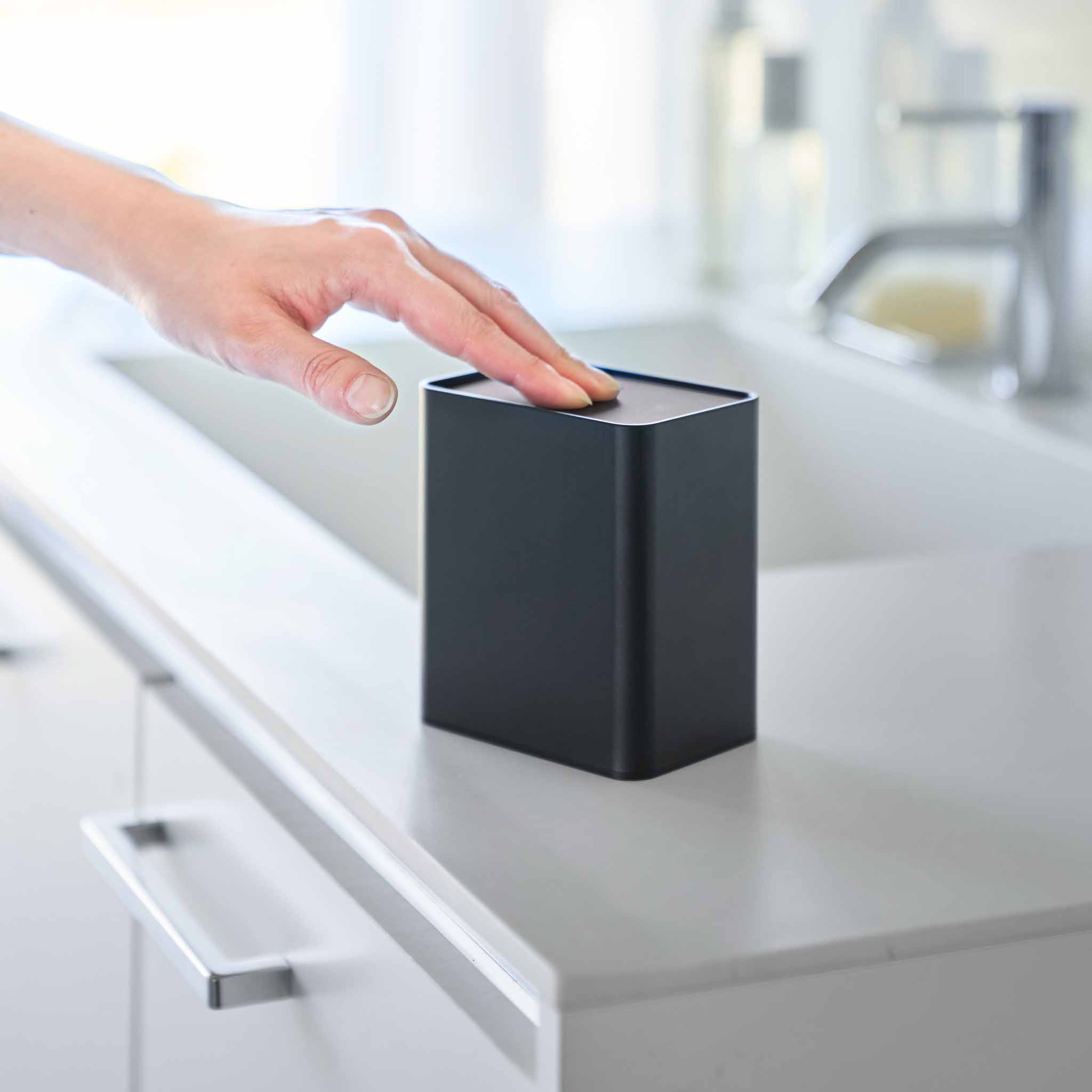 Push-Lid Storage Case - Image 14