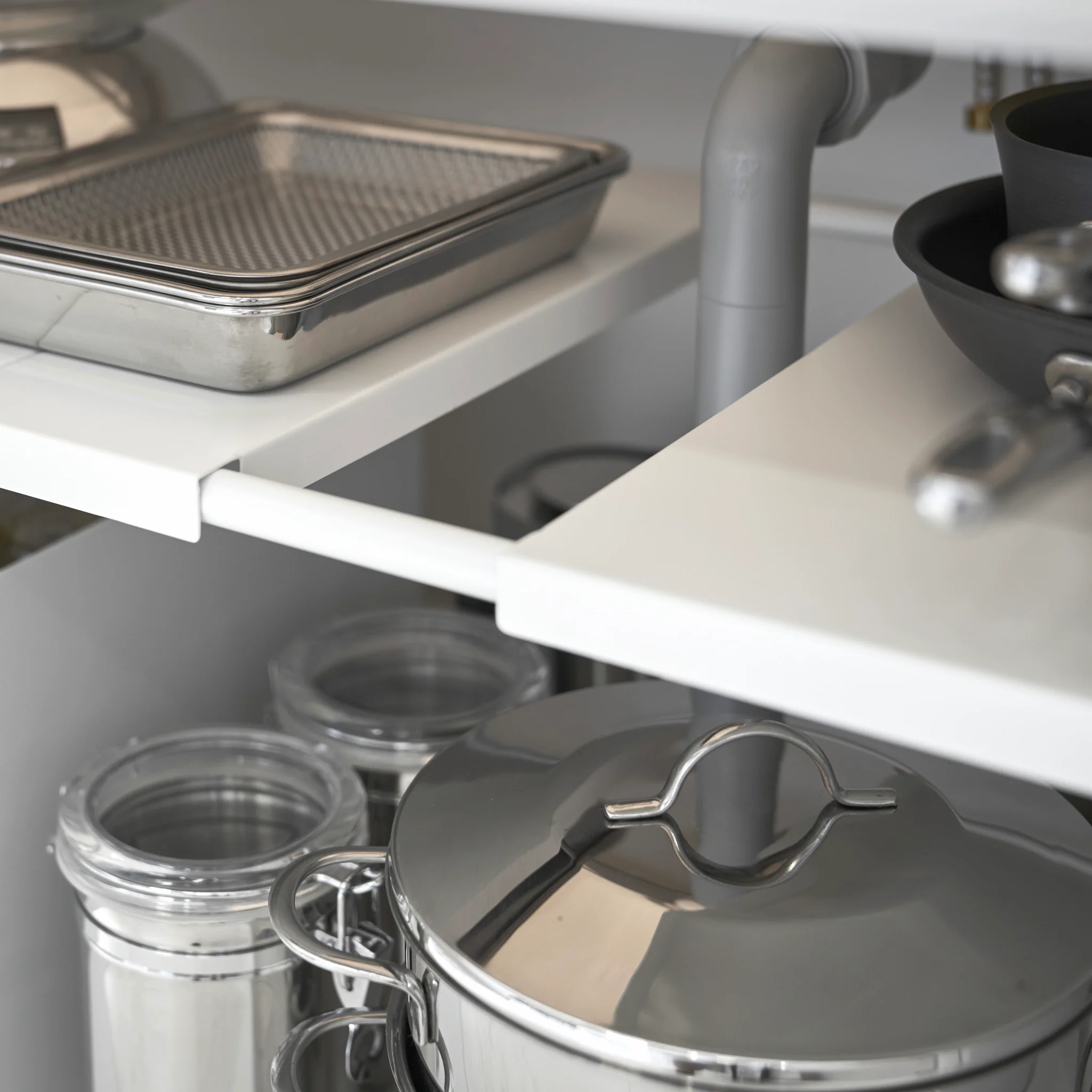 2-Tiered Extendable Under-Sink Organizer - Image 4