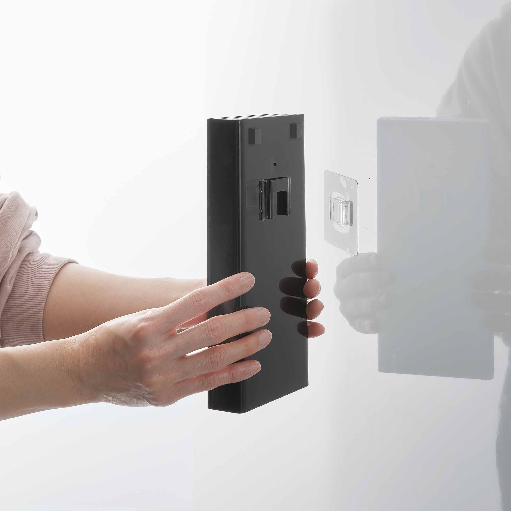 Film Hook Self-Adhesive Knife Block - Image 9