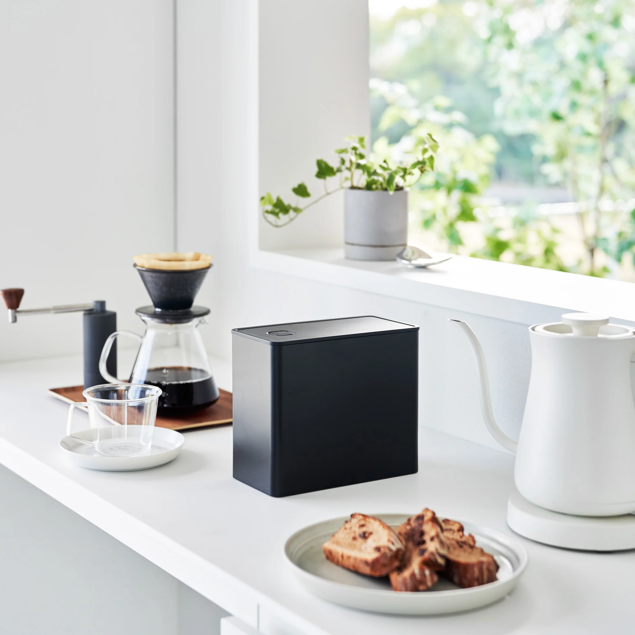 Airtight Coffee Storage Container - Image 16