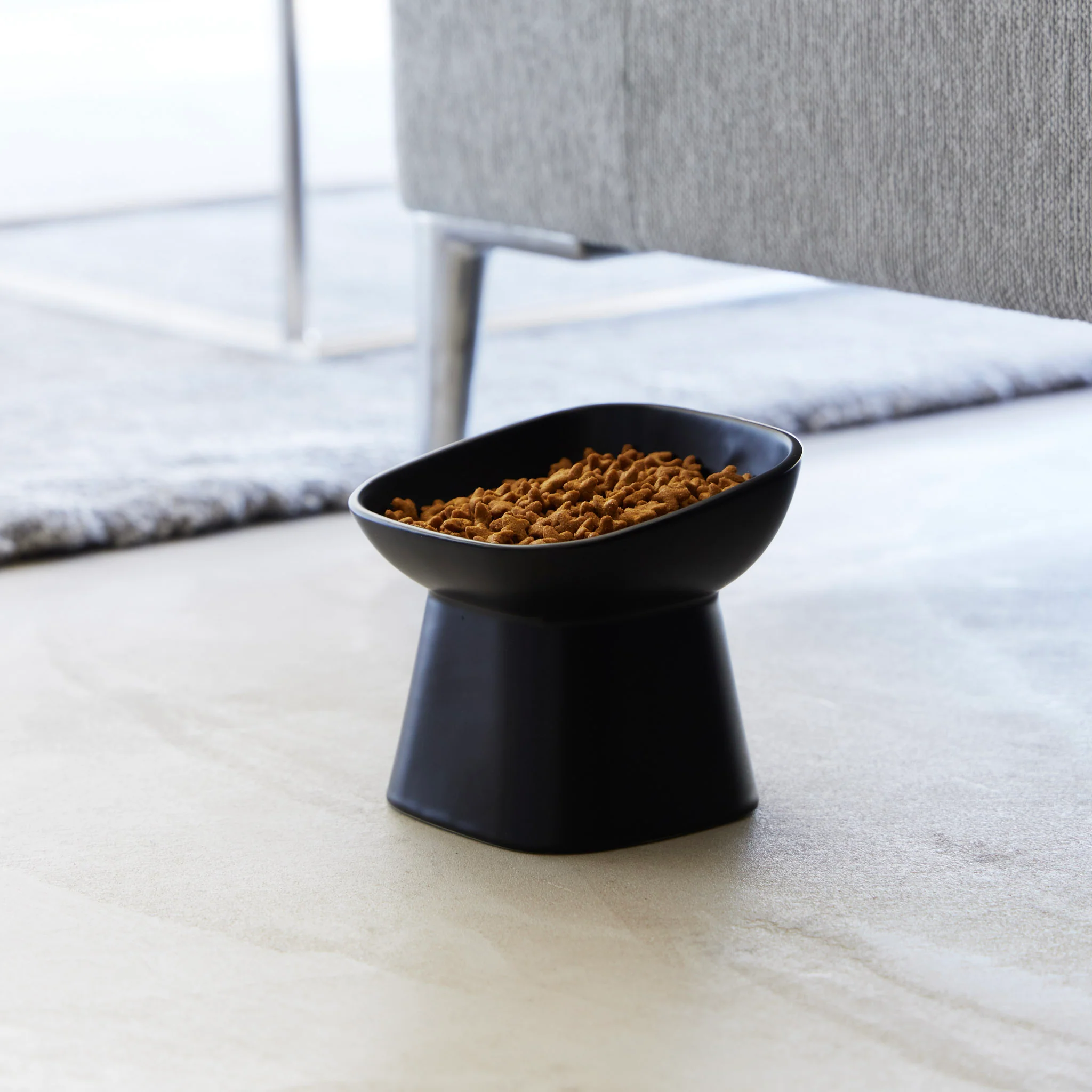 Angled Ceramic Pet Food Bowl - Image 13