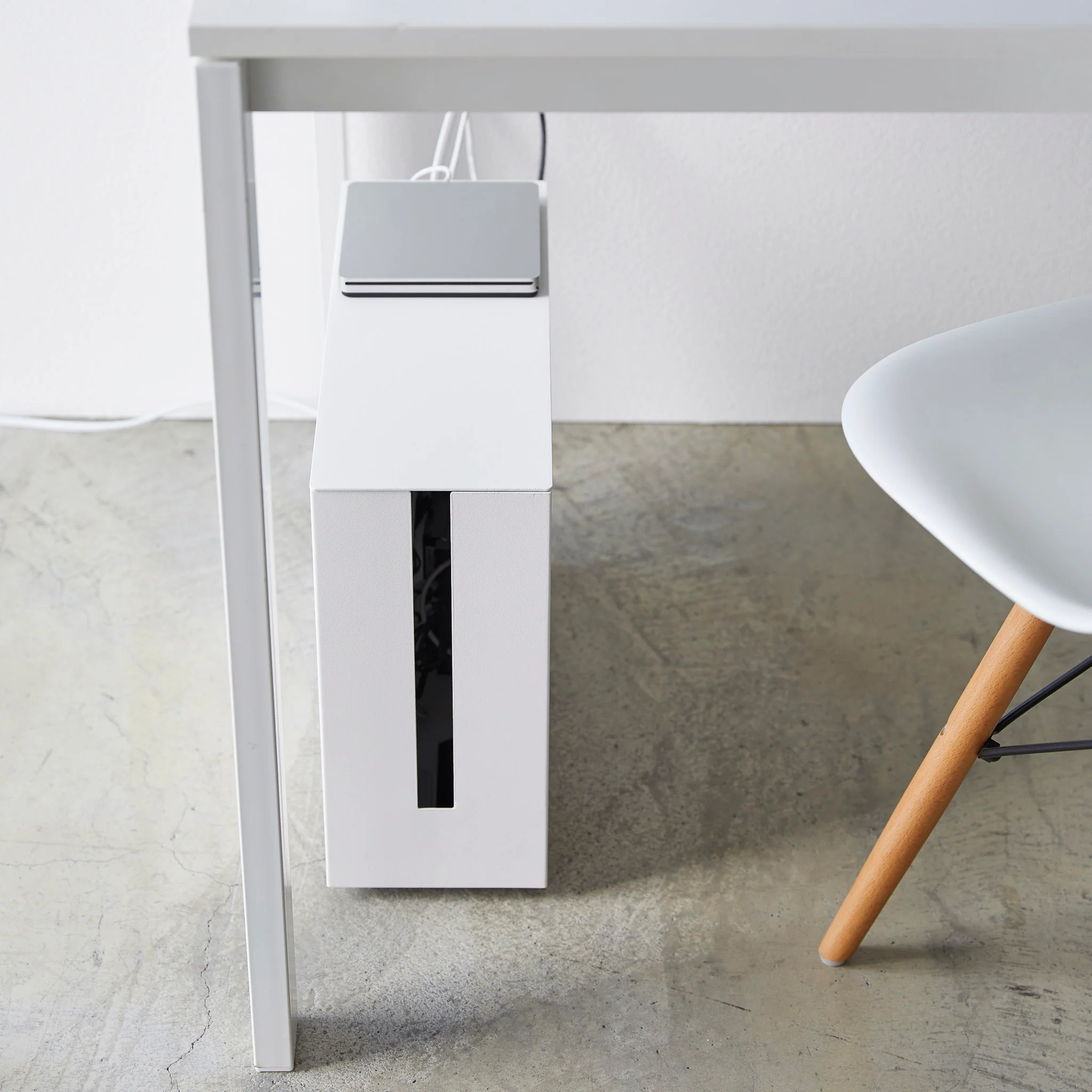 Cable Box with Casters - Image 11