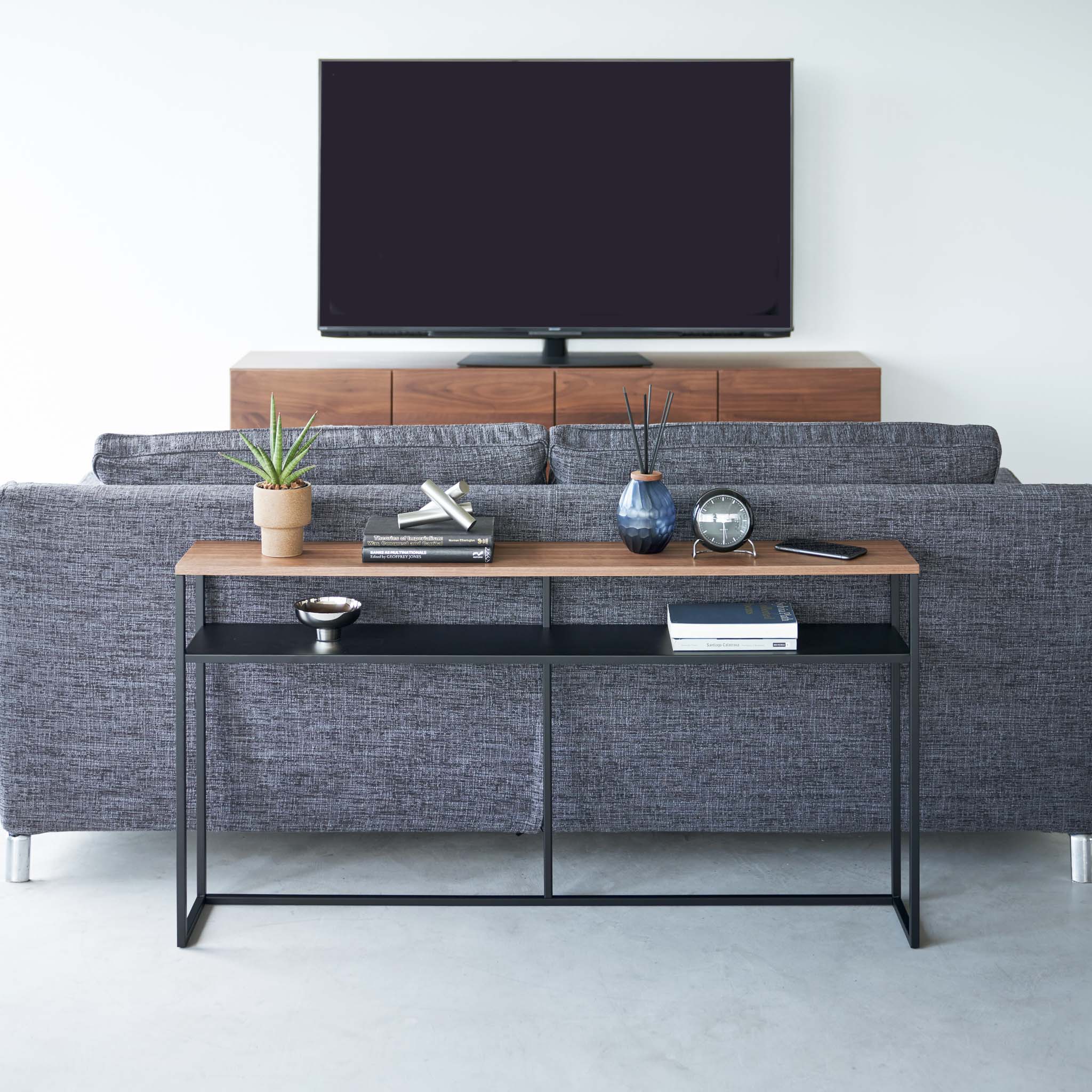 Console Table with Shelf - Image 10