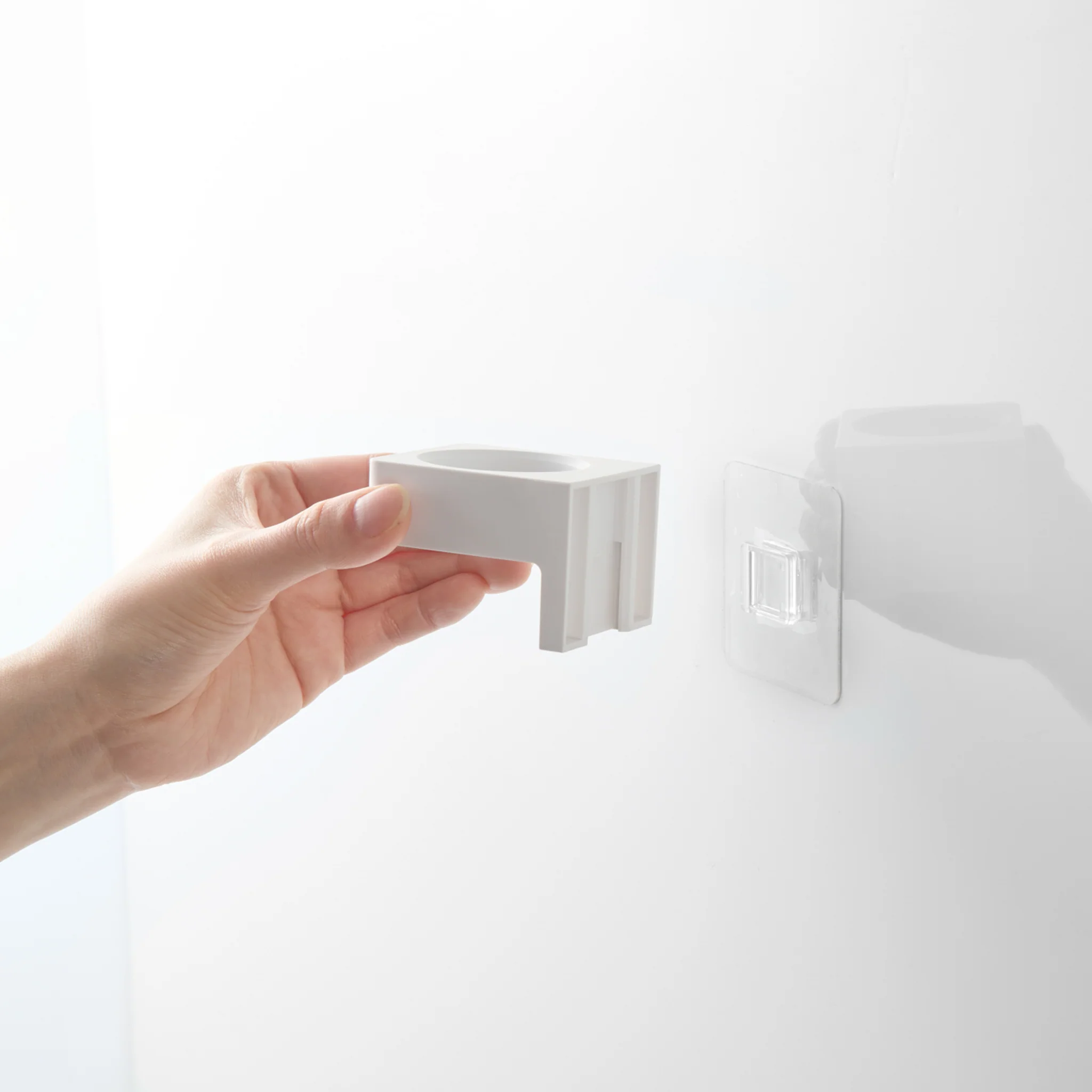 Film Hook Self-Adhesive Multi-Use Ring - Image 9