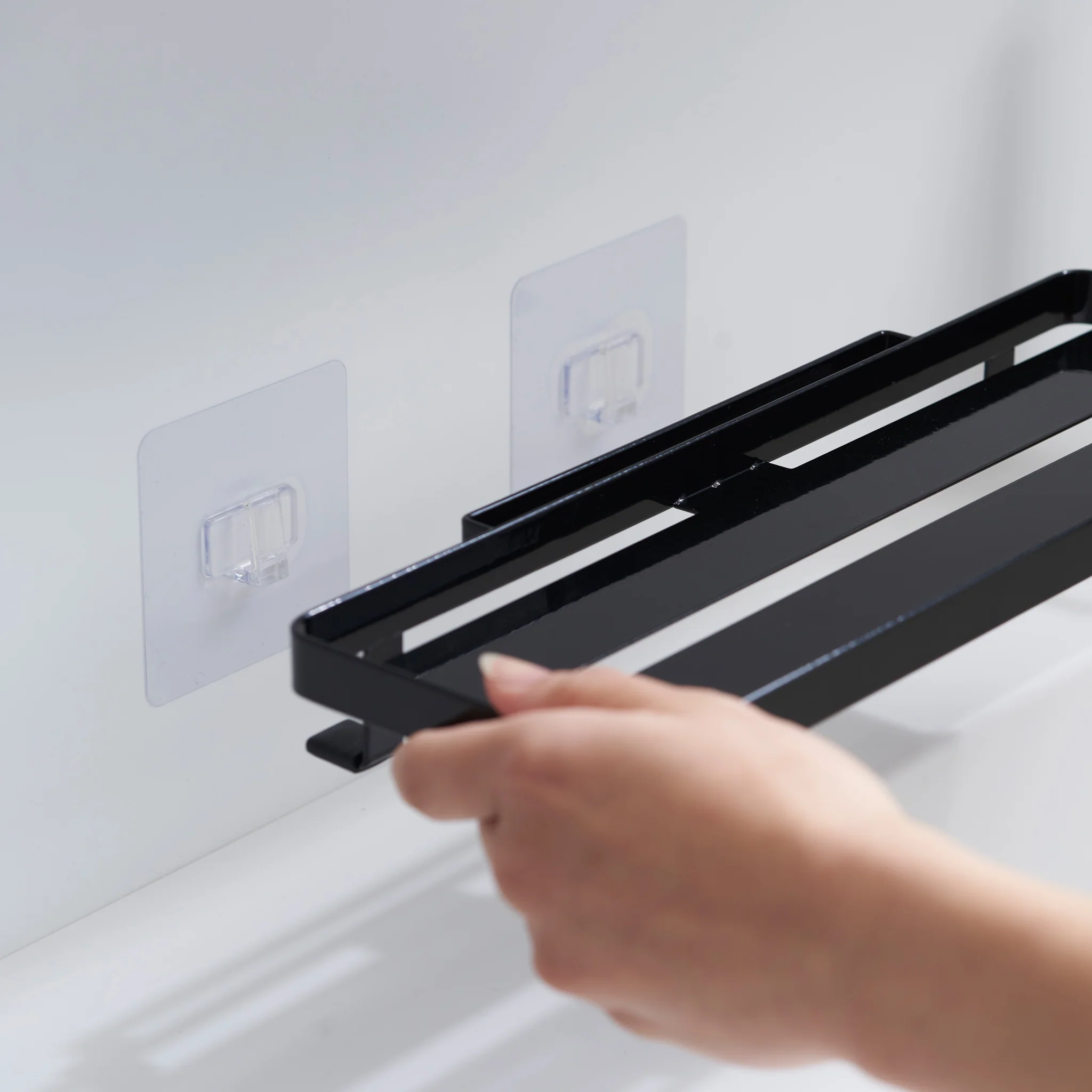 Film Hook Self-Adhesive Sanitary Tray - Image 11