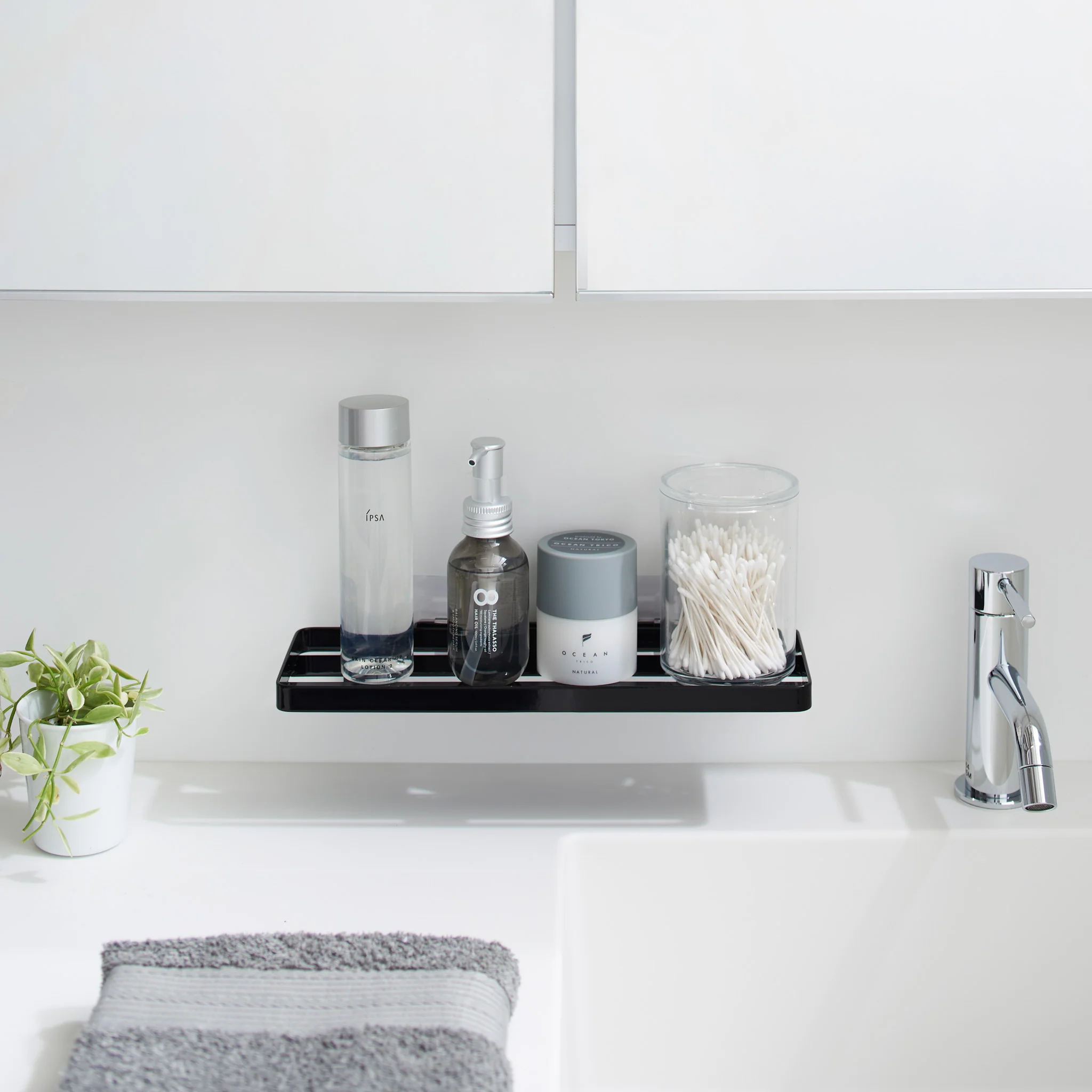 Film Hook Self-Adhesive Sanitary Tray - Image 9