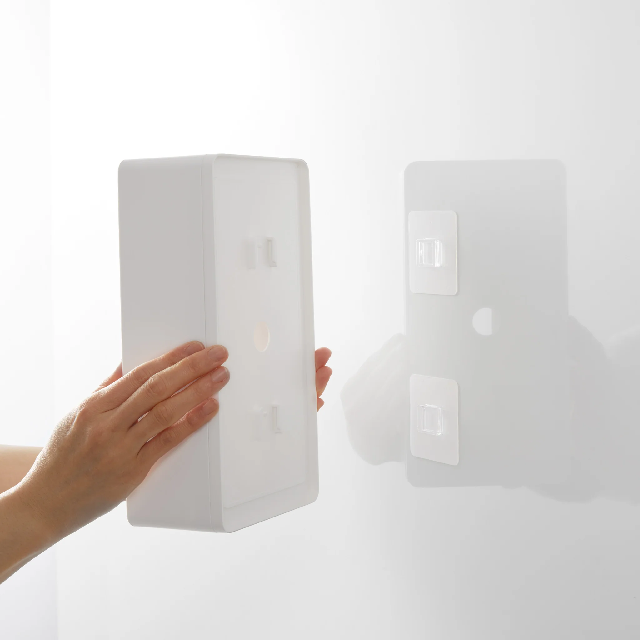 Film Hook Self-Adhesive Tissue Case - Image 9