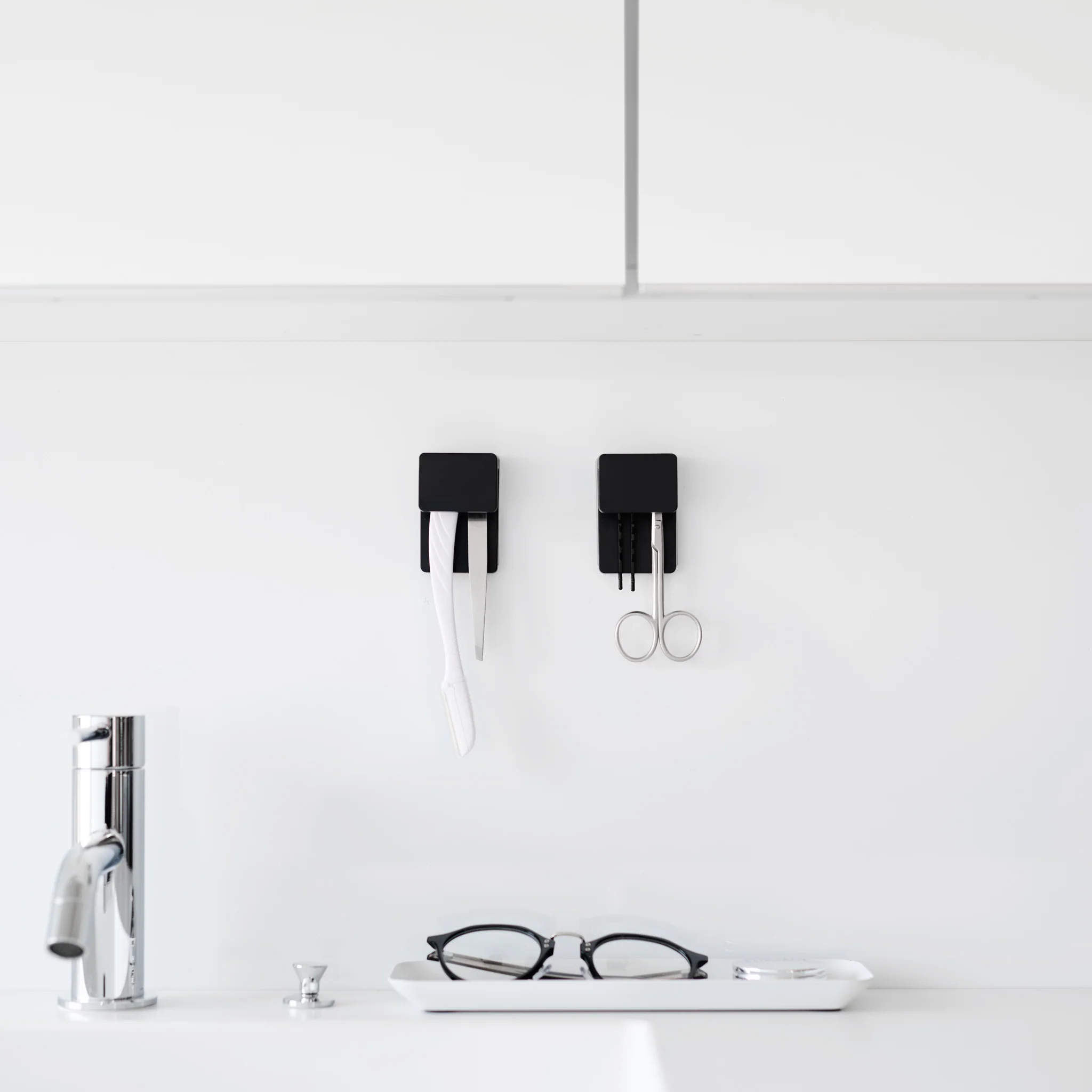 Film Hook Self-Adhesive Toothbrush & Toothpaste Holder (Set of 2) - Image 15