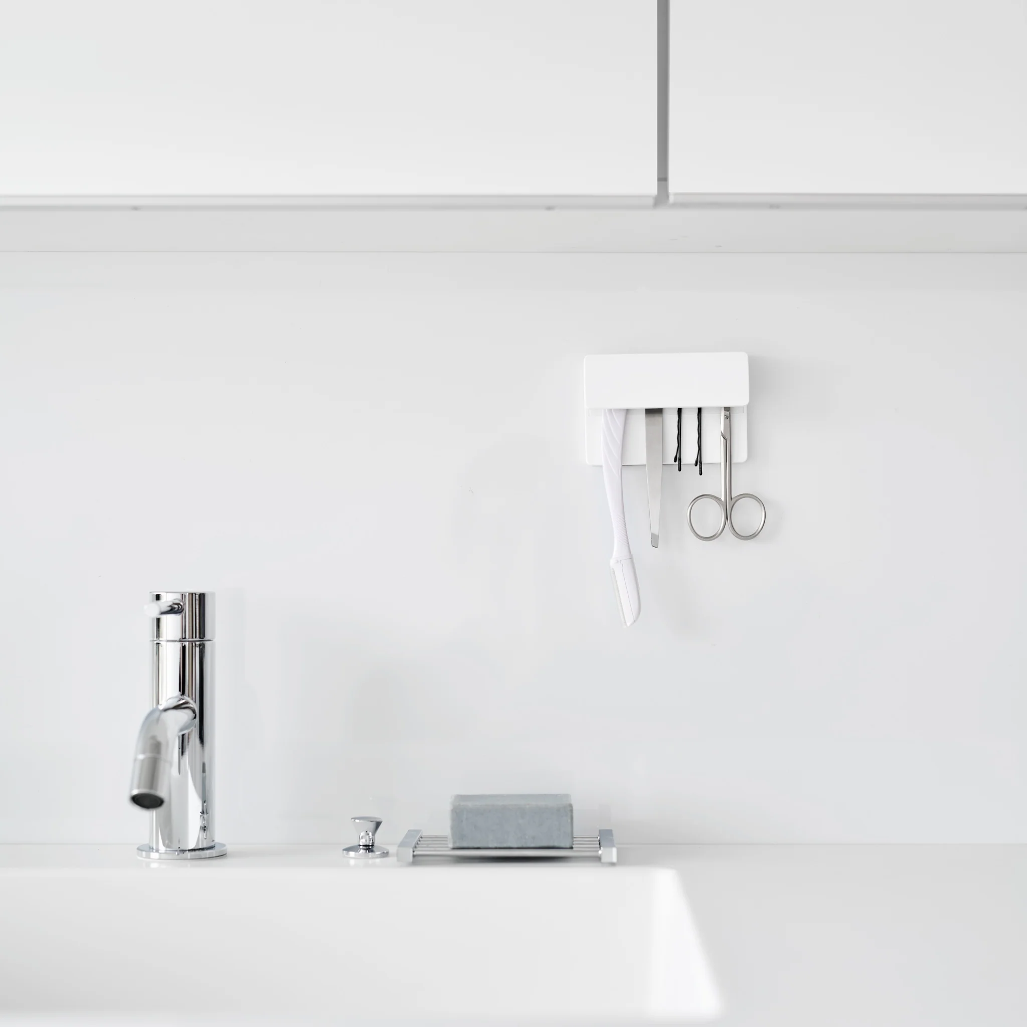 Film Hook Self-Adhesive Wide Toothbrush & Toothpaste Holder - Image 6
