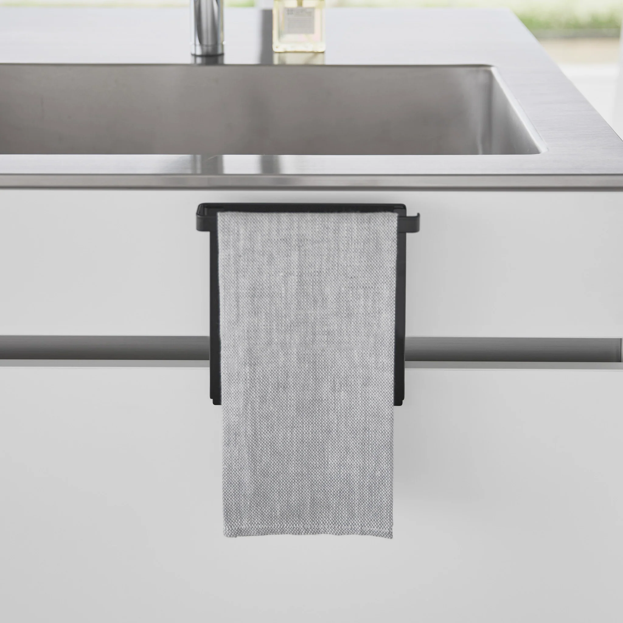 Floating Towel Hanger - Image 11