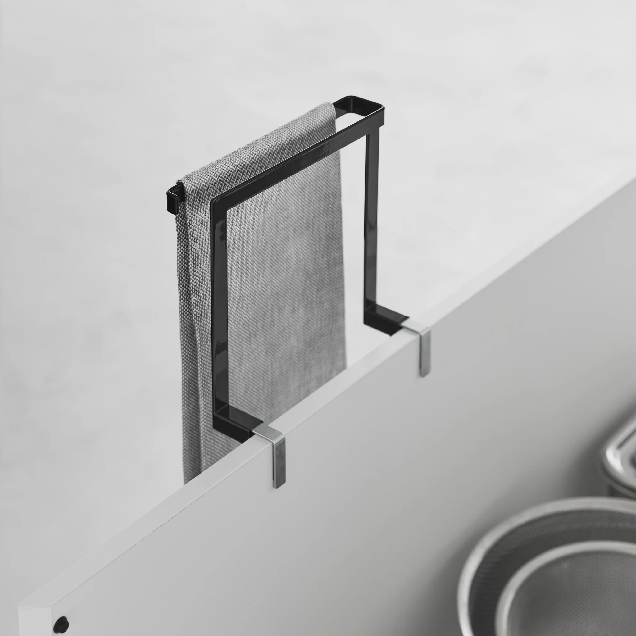Floating Towel Hanger - Image 12