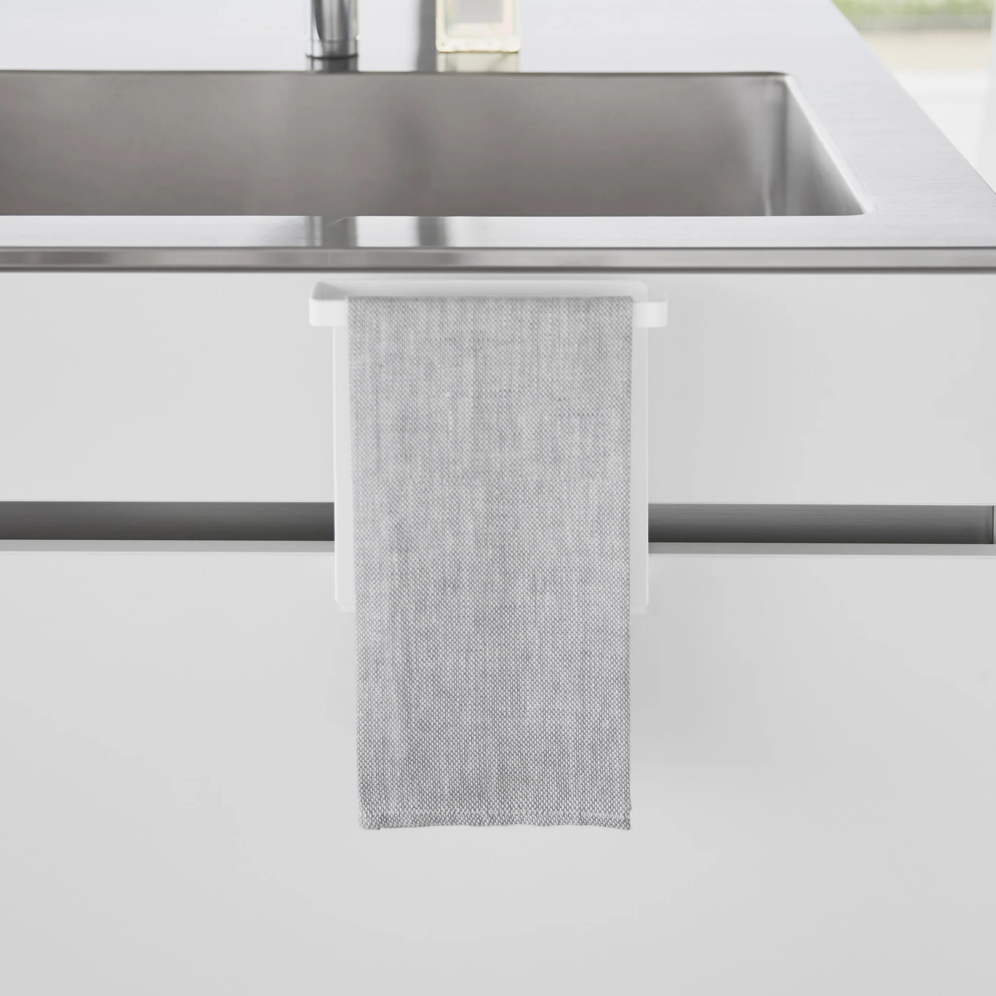 Floating Towel Hanger - Image 4