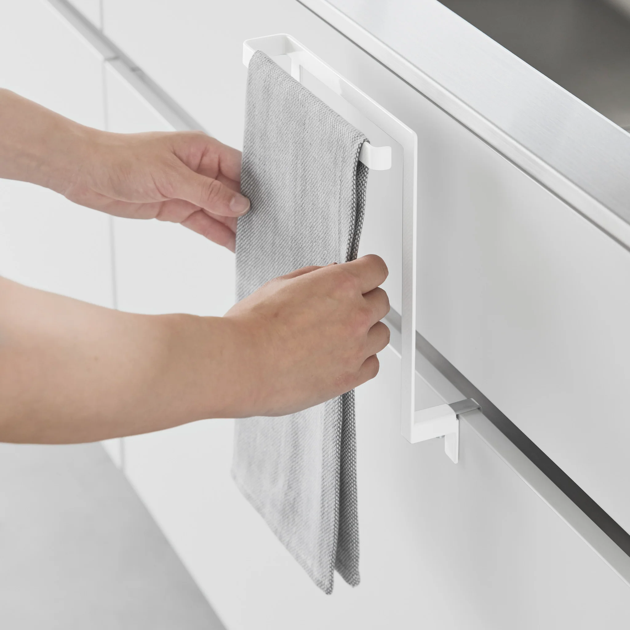 Floating Towel Hanger - Image 6