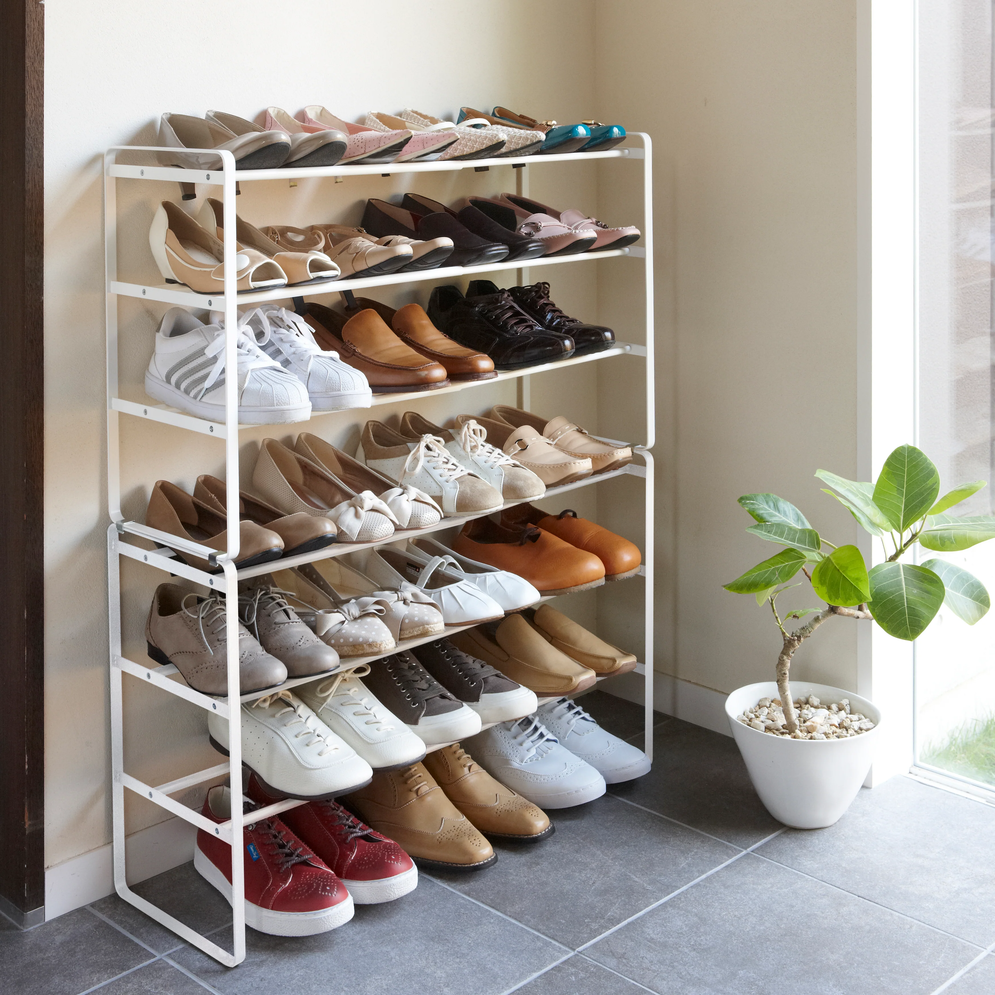 3-Tiered Extendable Shoe Rack - Image 3