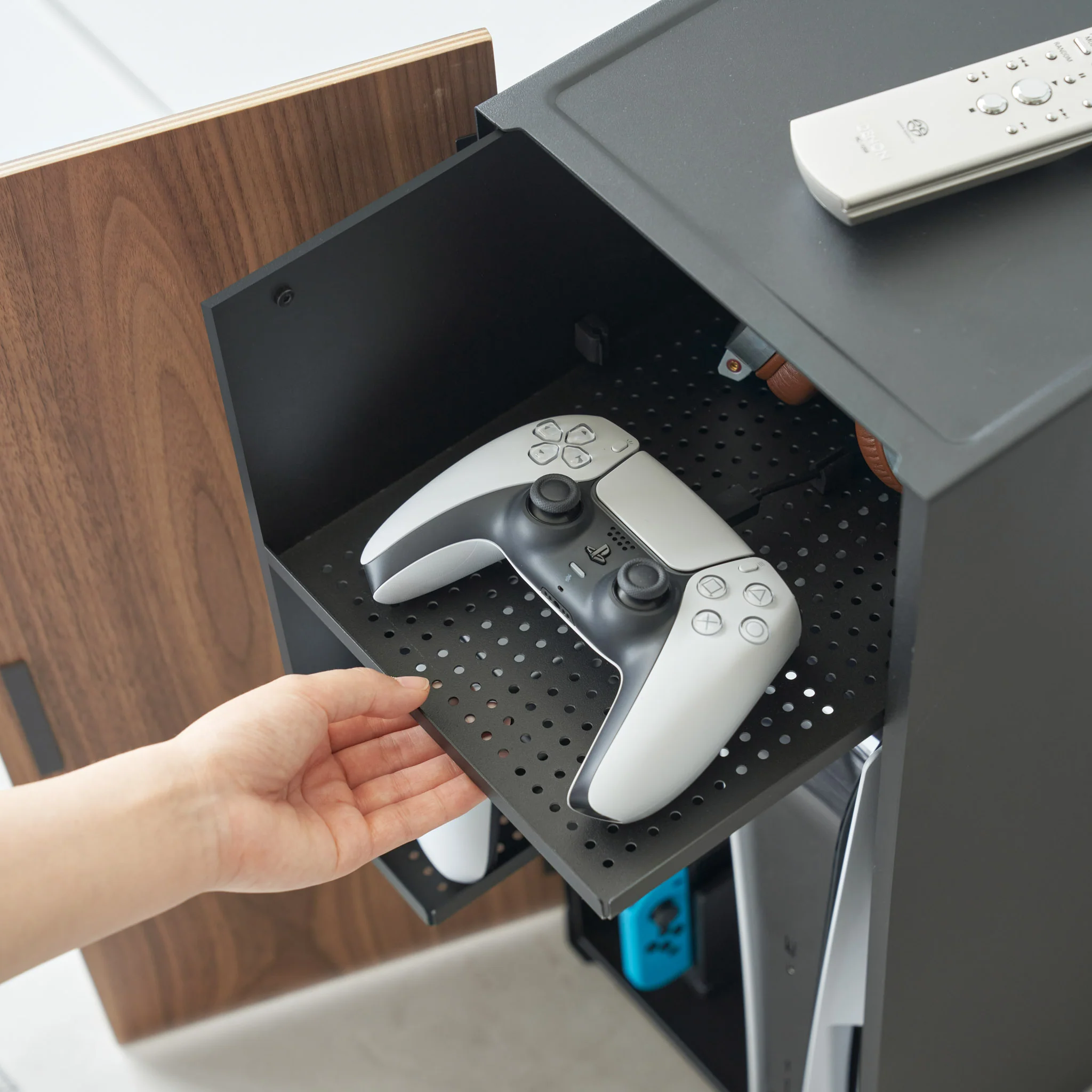 Game Console Organizer - Image 15