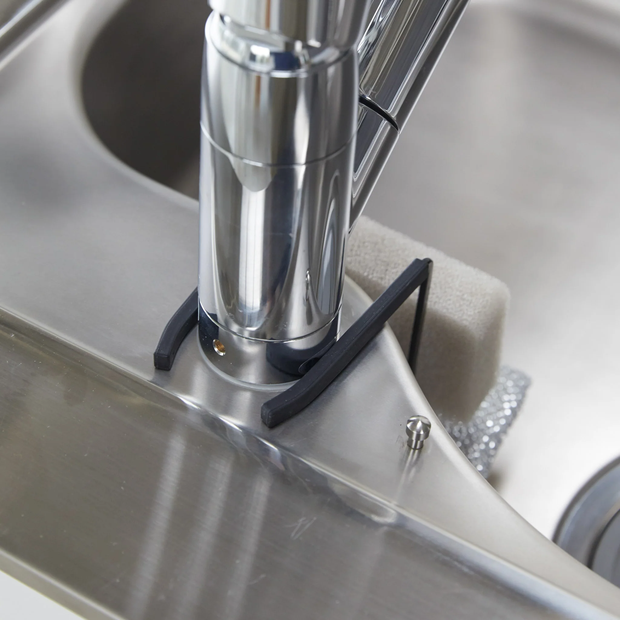 Hanging Double Sponge Holder - Image 11