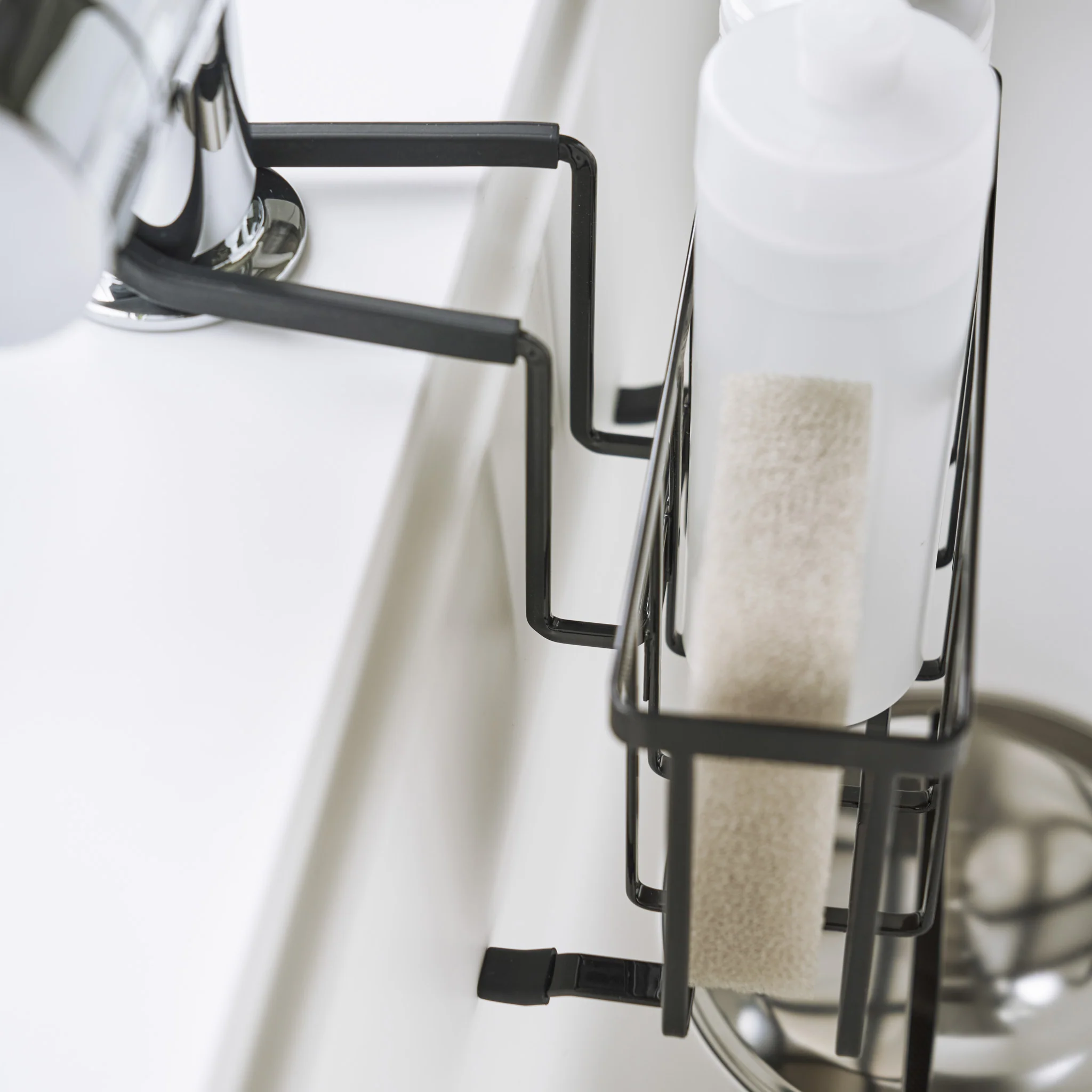 Hanging Sink Organizer - Image 11