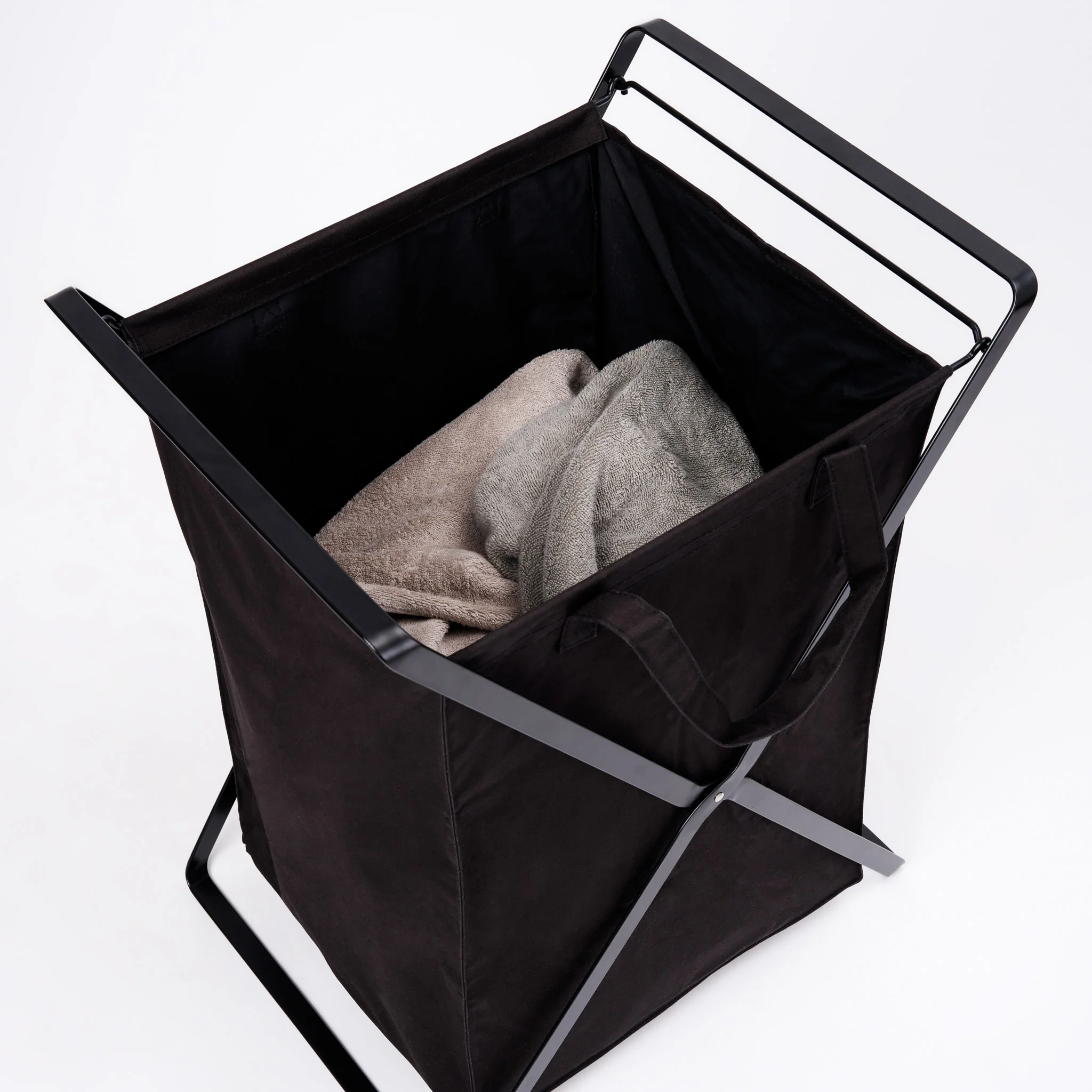 Laundry Basket with Bag - Image 10