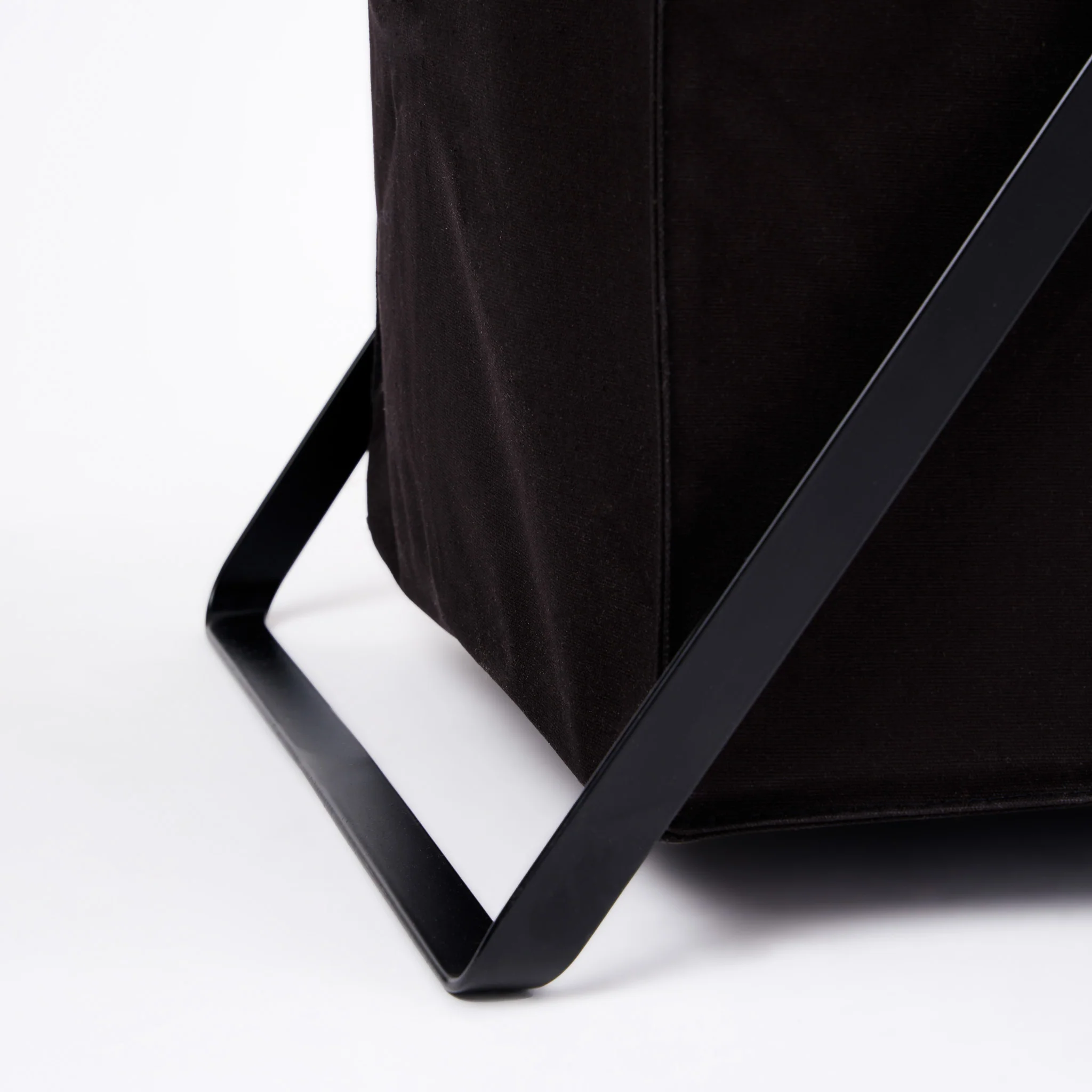 Laundry Basket with Bag - Image 13