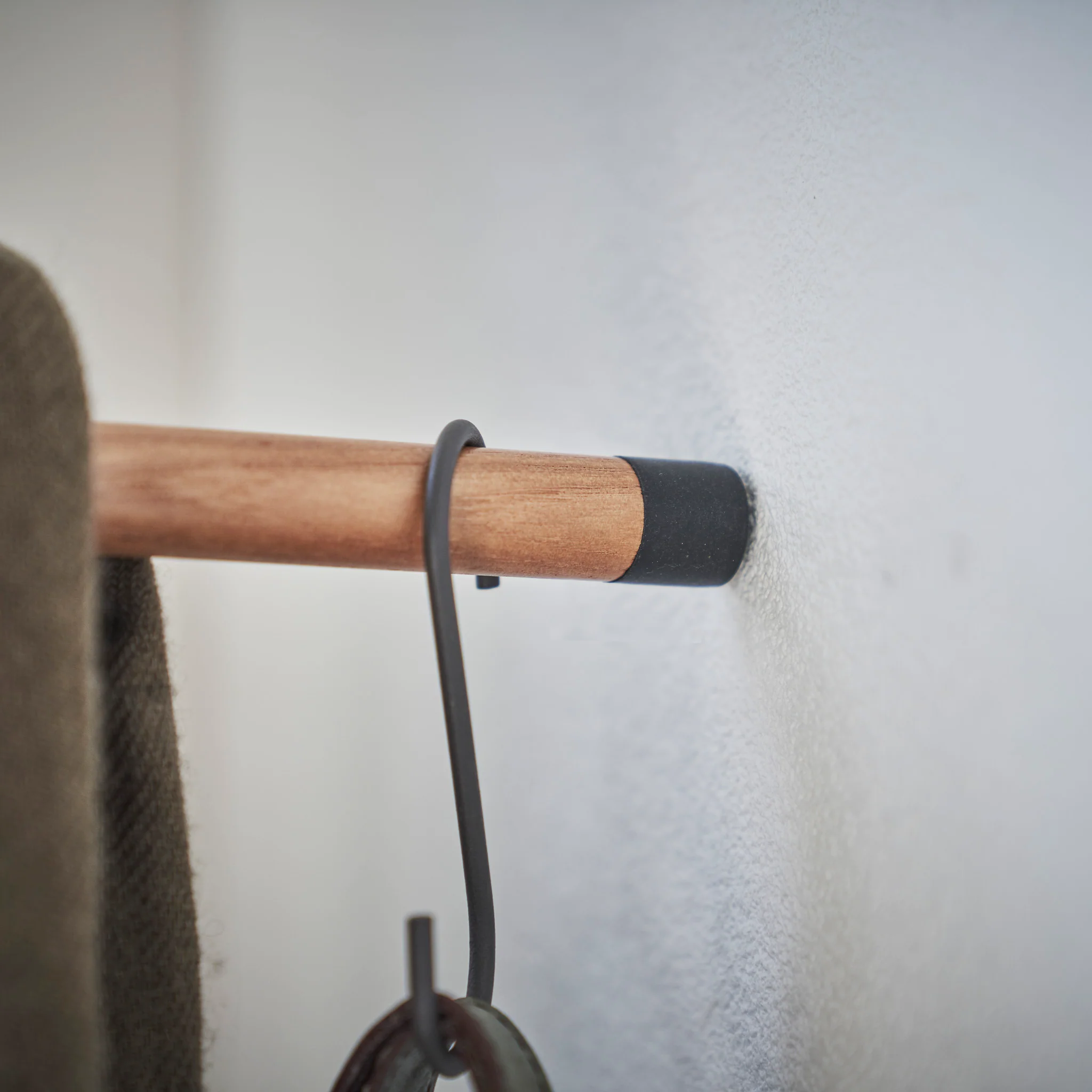 Leaning Corner Coat Rack - Image 16
