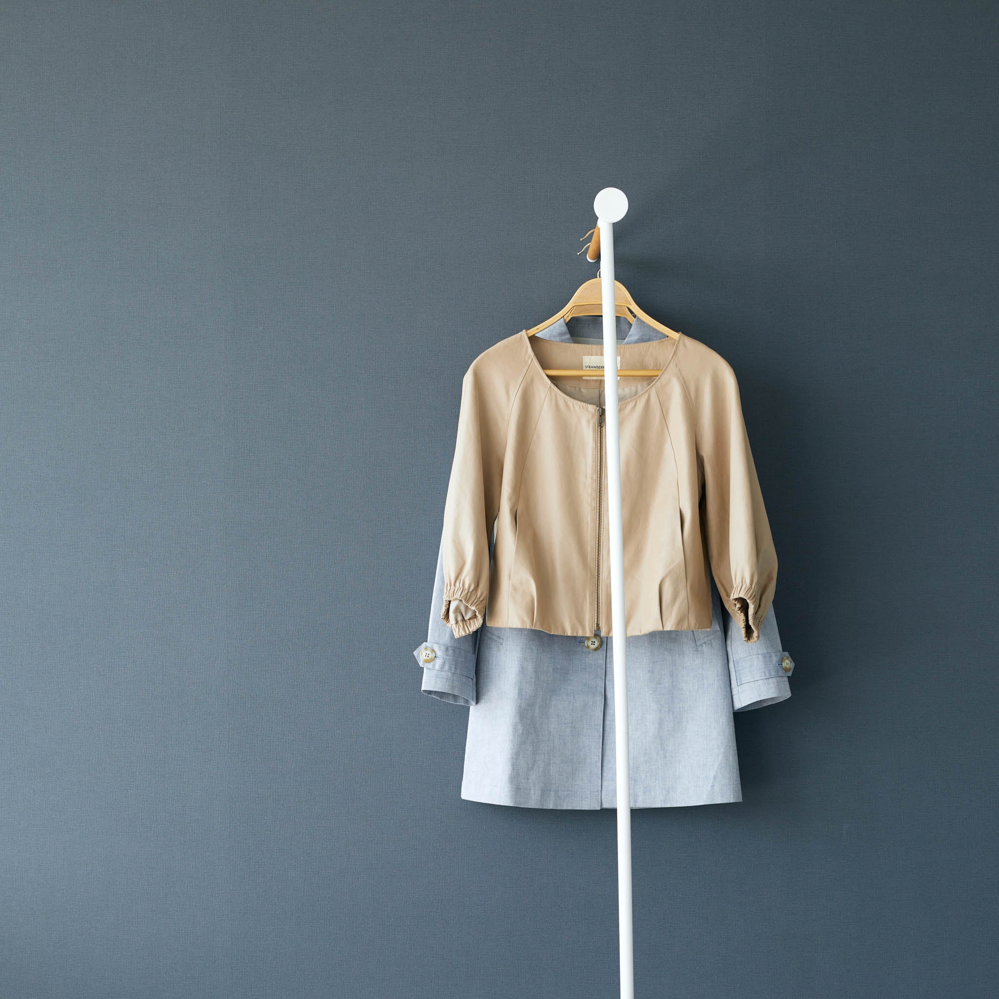 Leaning Steam Ironing Coat Rack - Image 8