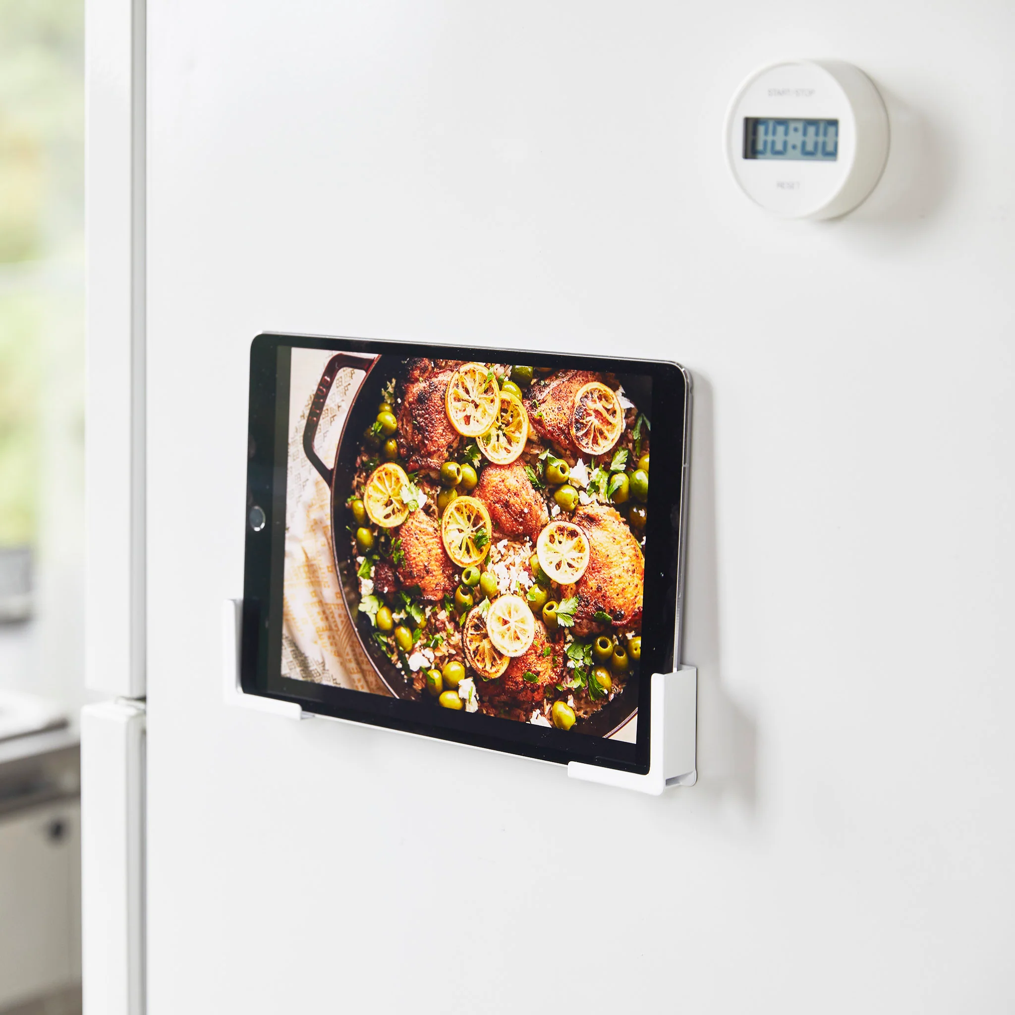 Magnetic Tablet Holder - Image 4