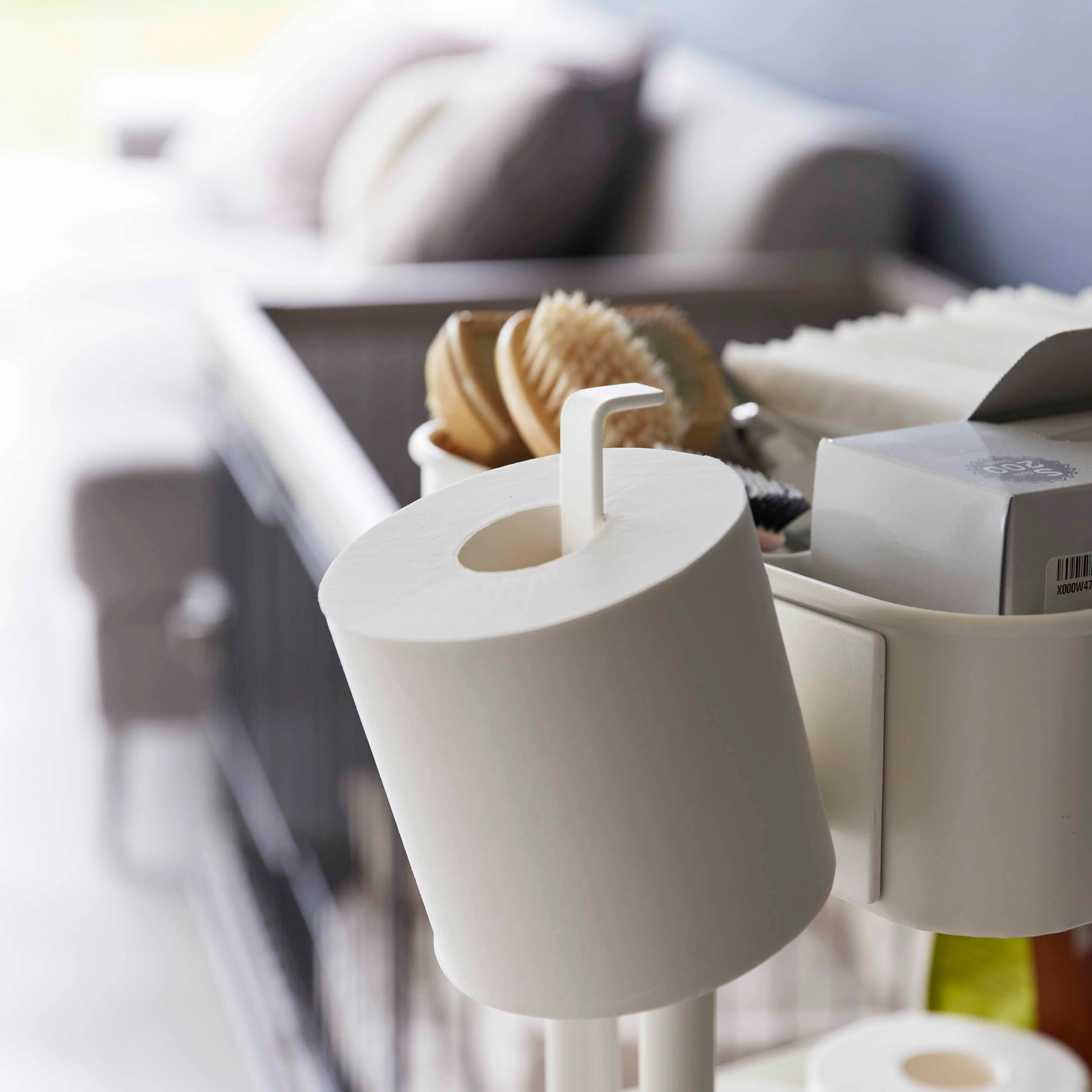 Magnetic Toilet Paper Holder - Image 3