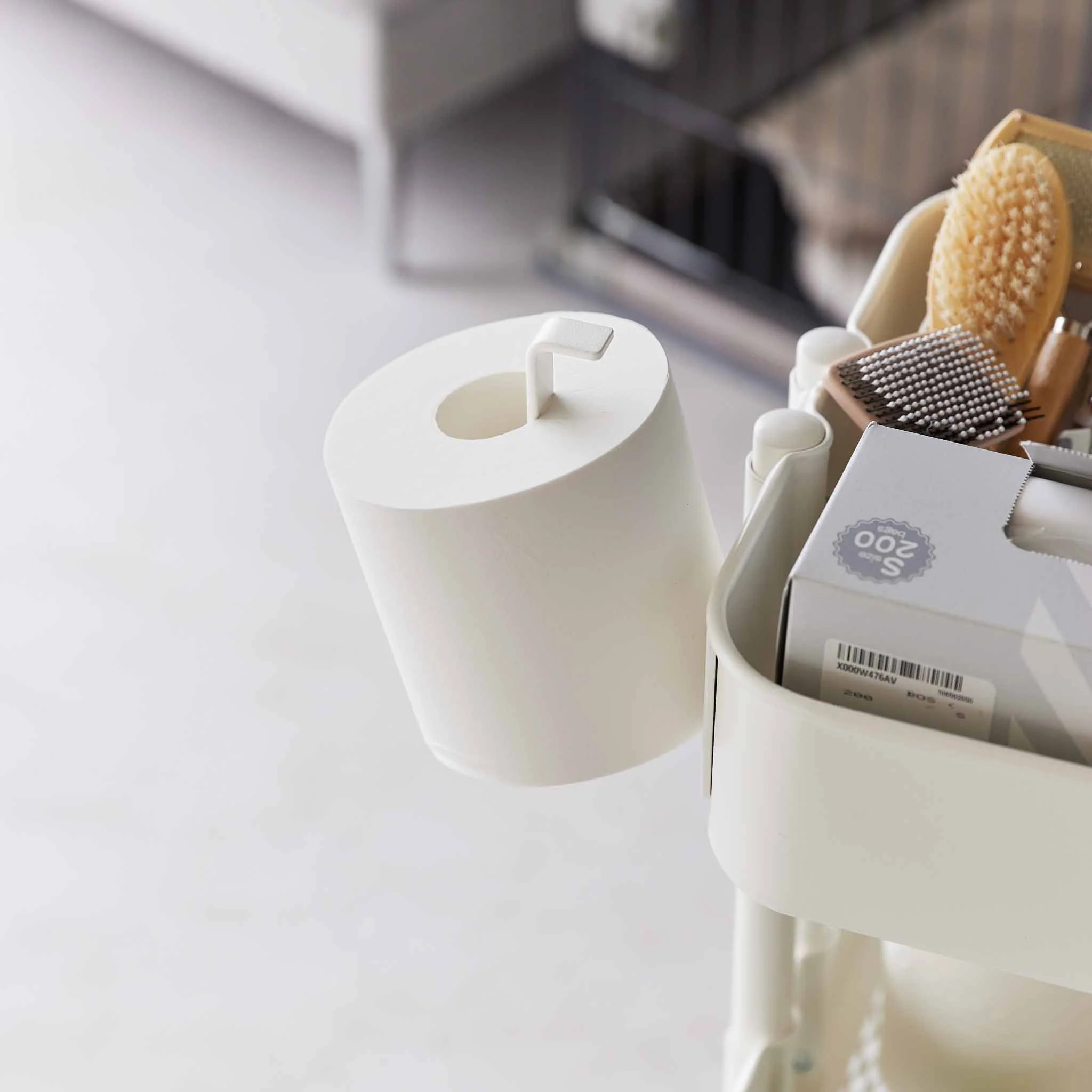 Magnetic Toilet Paper Holder - Image 7
