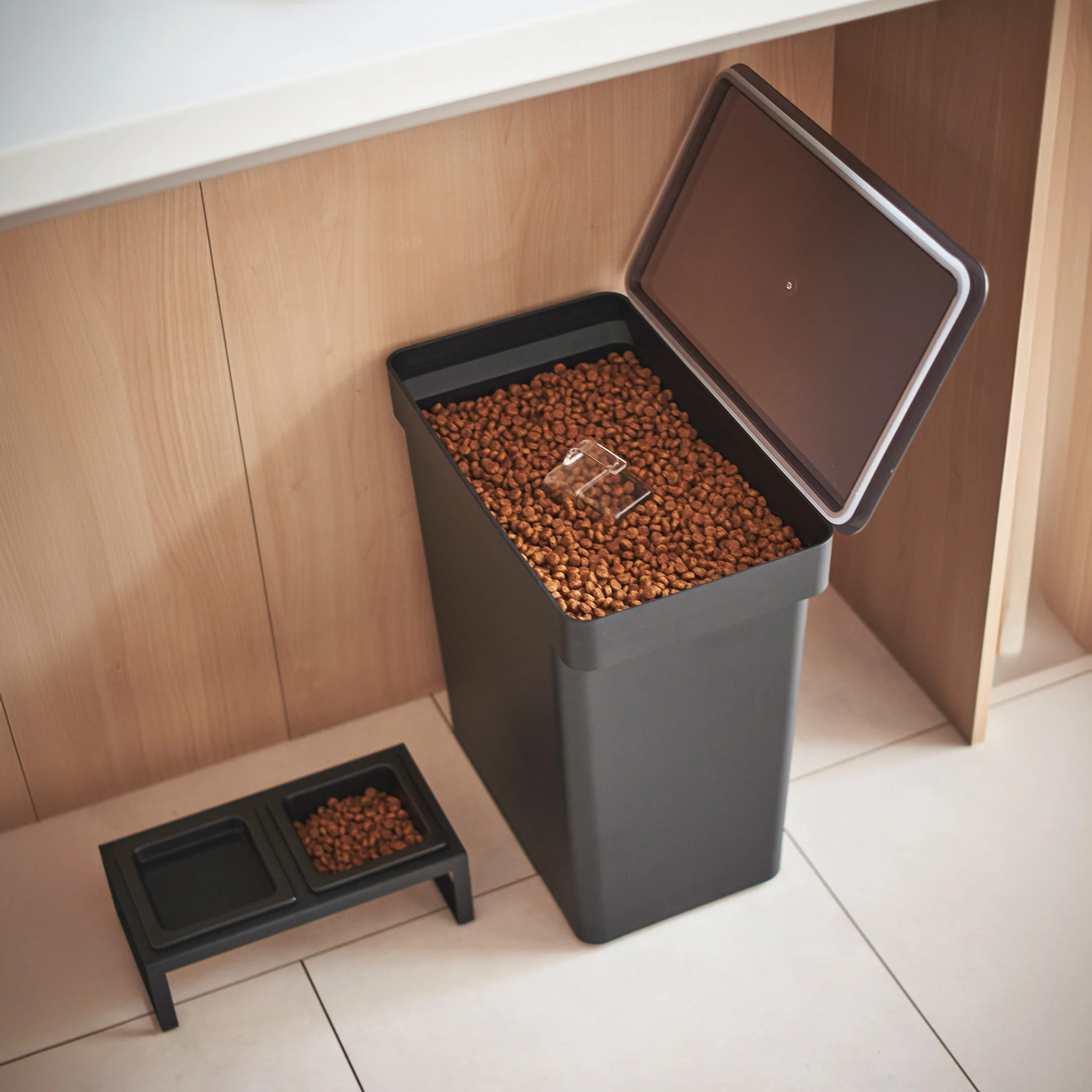 Airtight Pet Food Container (25 l) - Image 18
