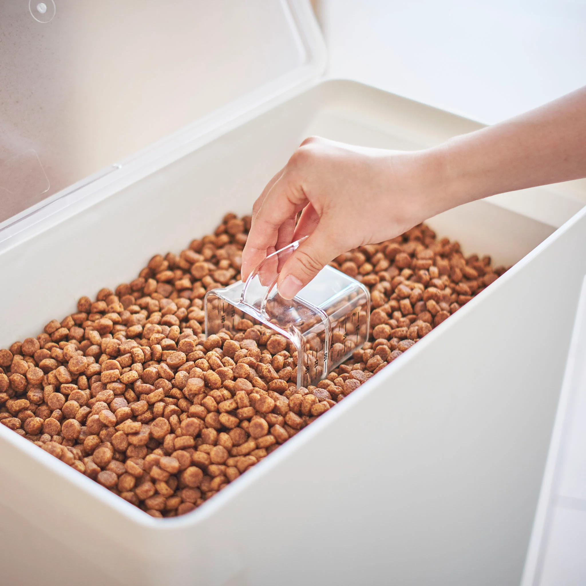 Airtight Pet Food Container (25 l) - Image 8