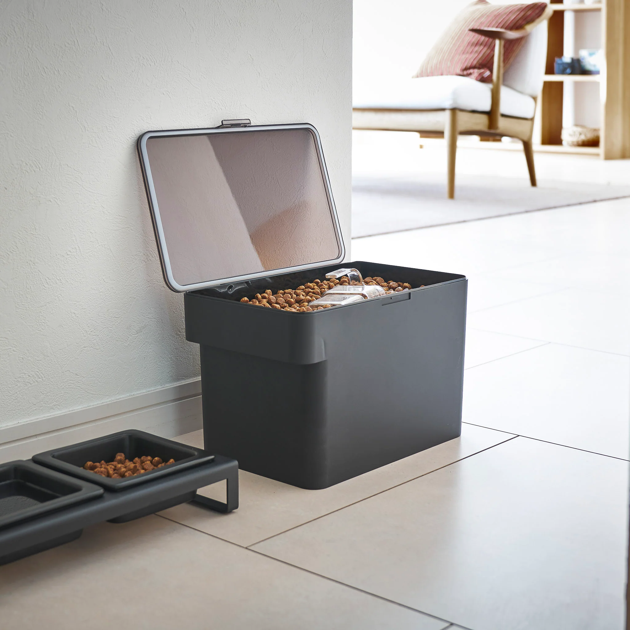Airtight Pet Food Container (6 l) - Image 13