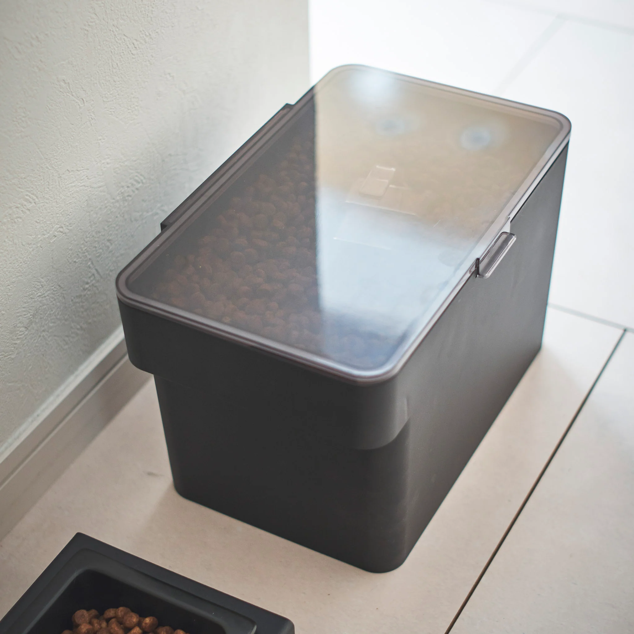 Airtight Pet Food Container (6 l) - Image 15