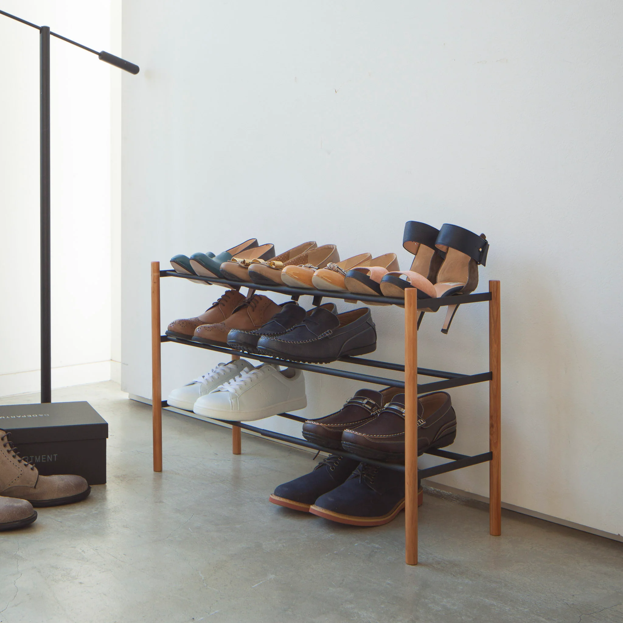 3-Tiered Extendable Shoe Rack - Image 10