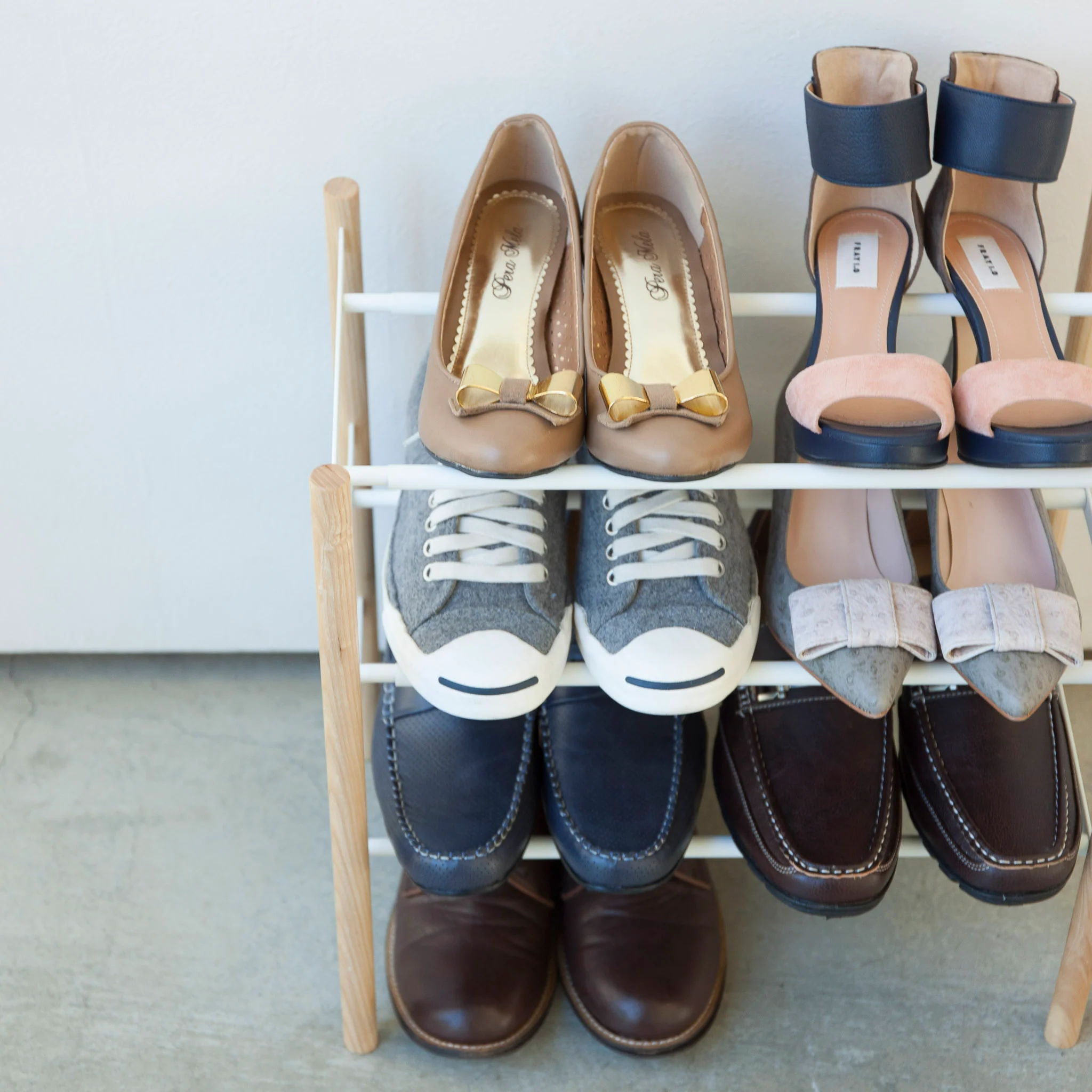 3-Tiered Extendable Shoe Rack - Image 6