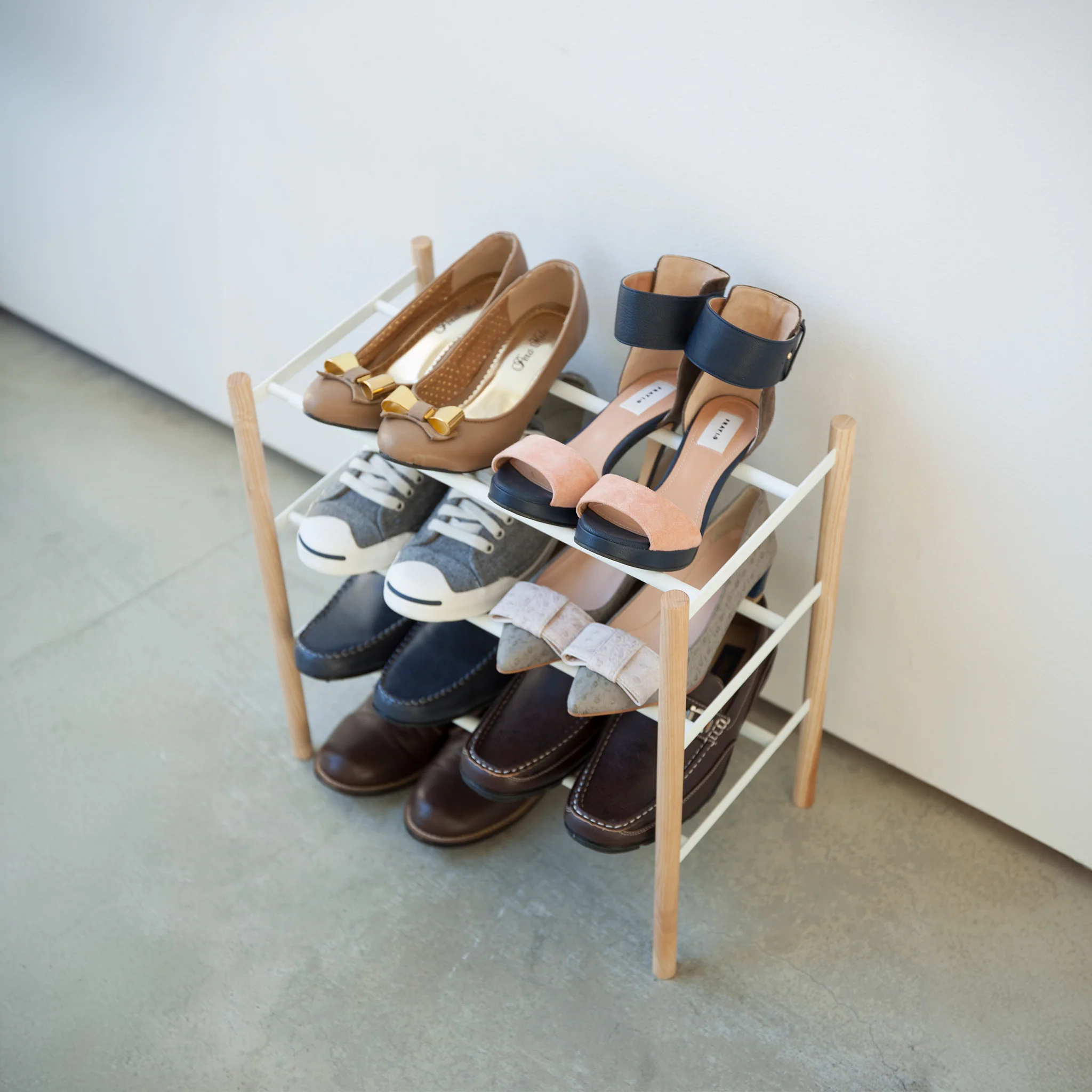 3-Tiered Extendable Shoe Rack - Image 8