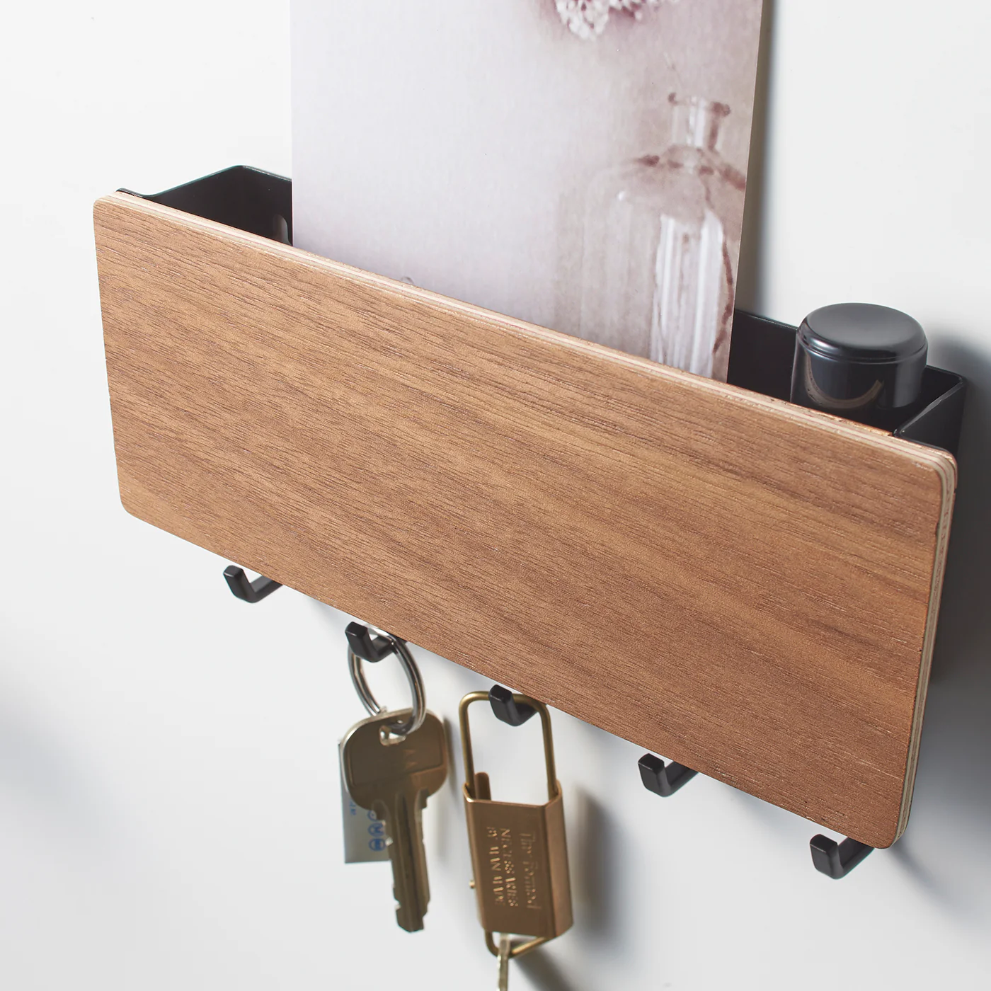 Magnetic Key Hooks with Tray - Image 7