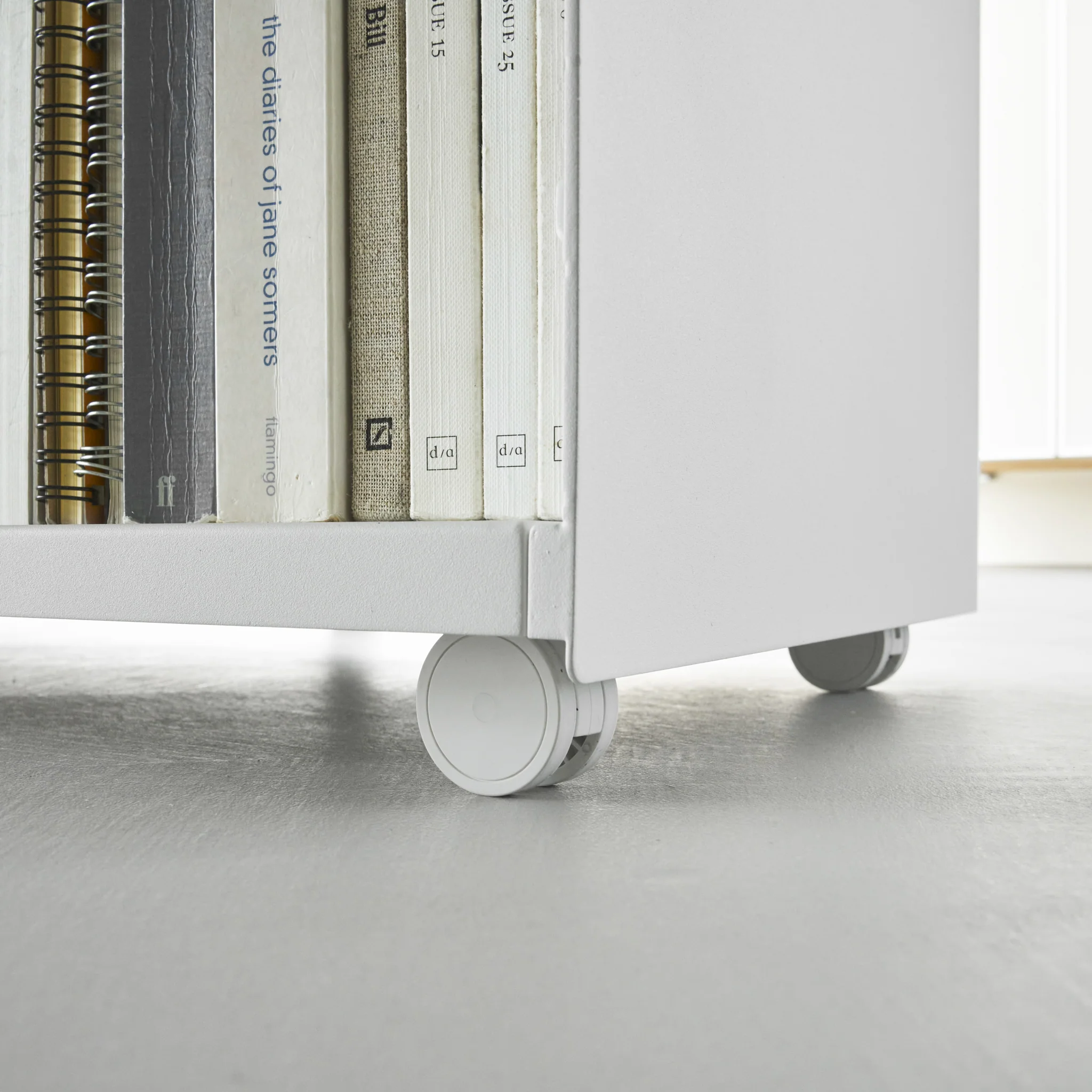 Semi-Closed Wood-Top Storage Wagon - Image 10