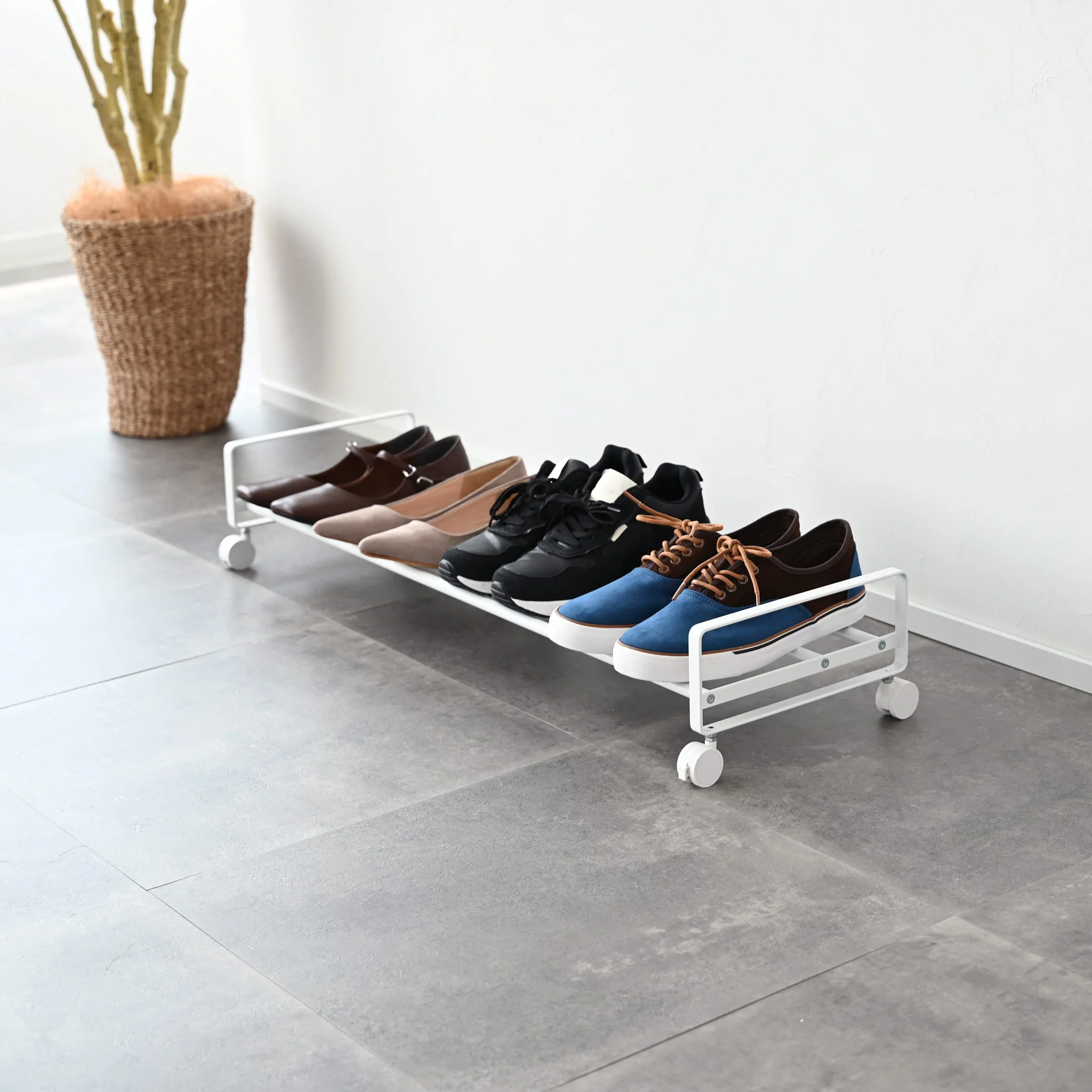 Shoe Rack with Casters - Image 2