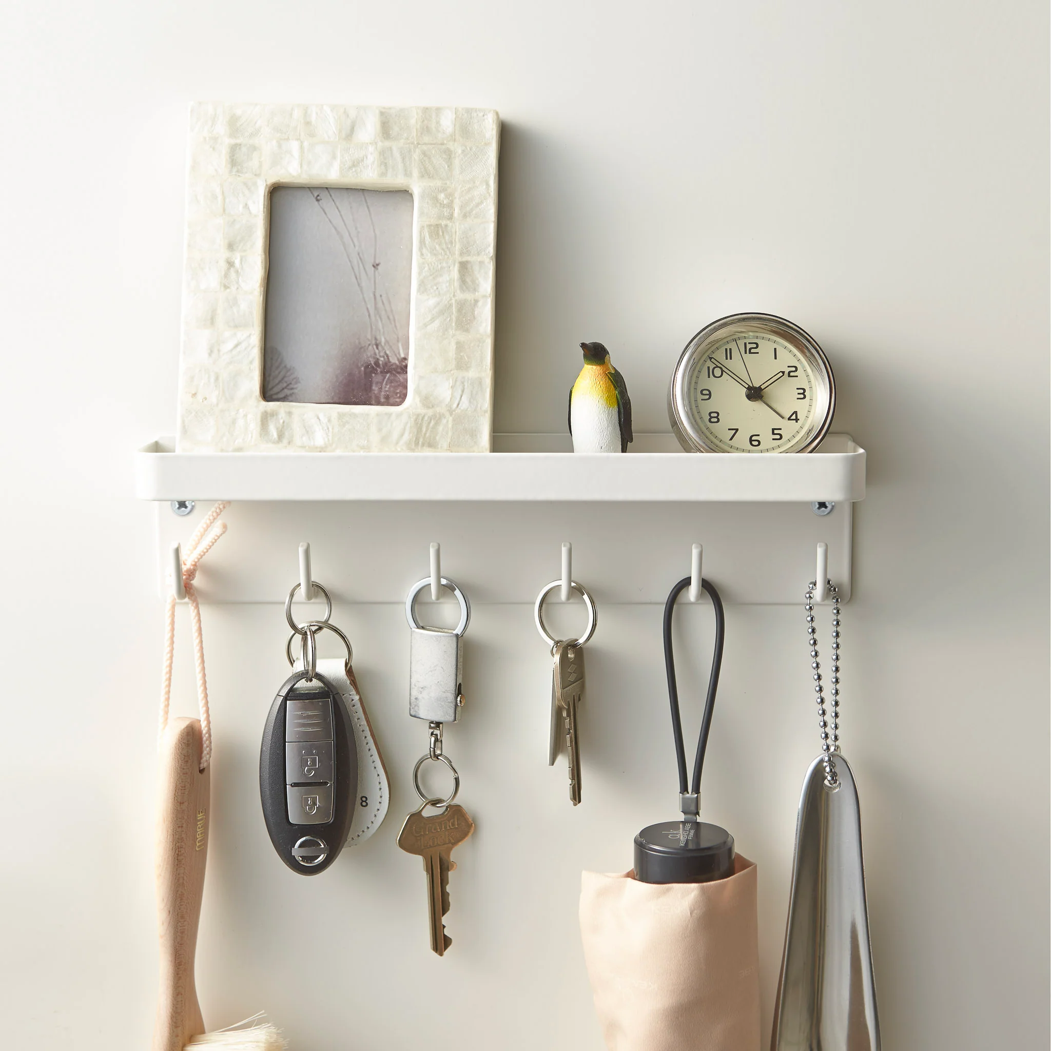 Magnetic Key Hooks with Tray - Image 4