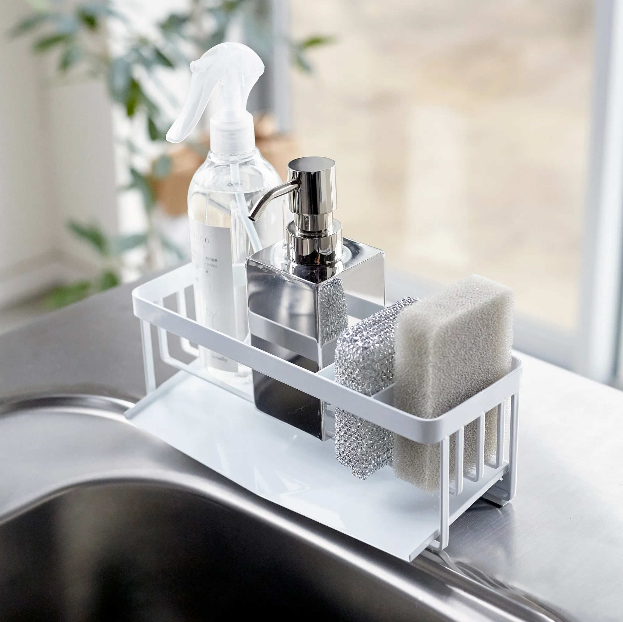 Sponge & Bottle Holder with Drainer - Image 3