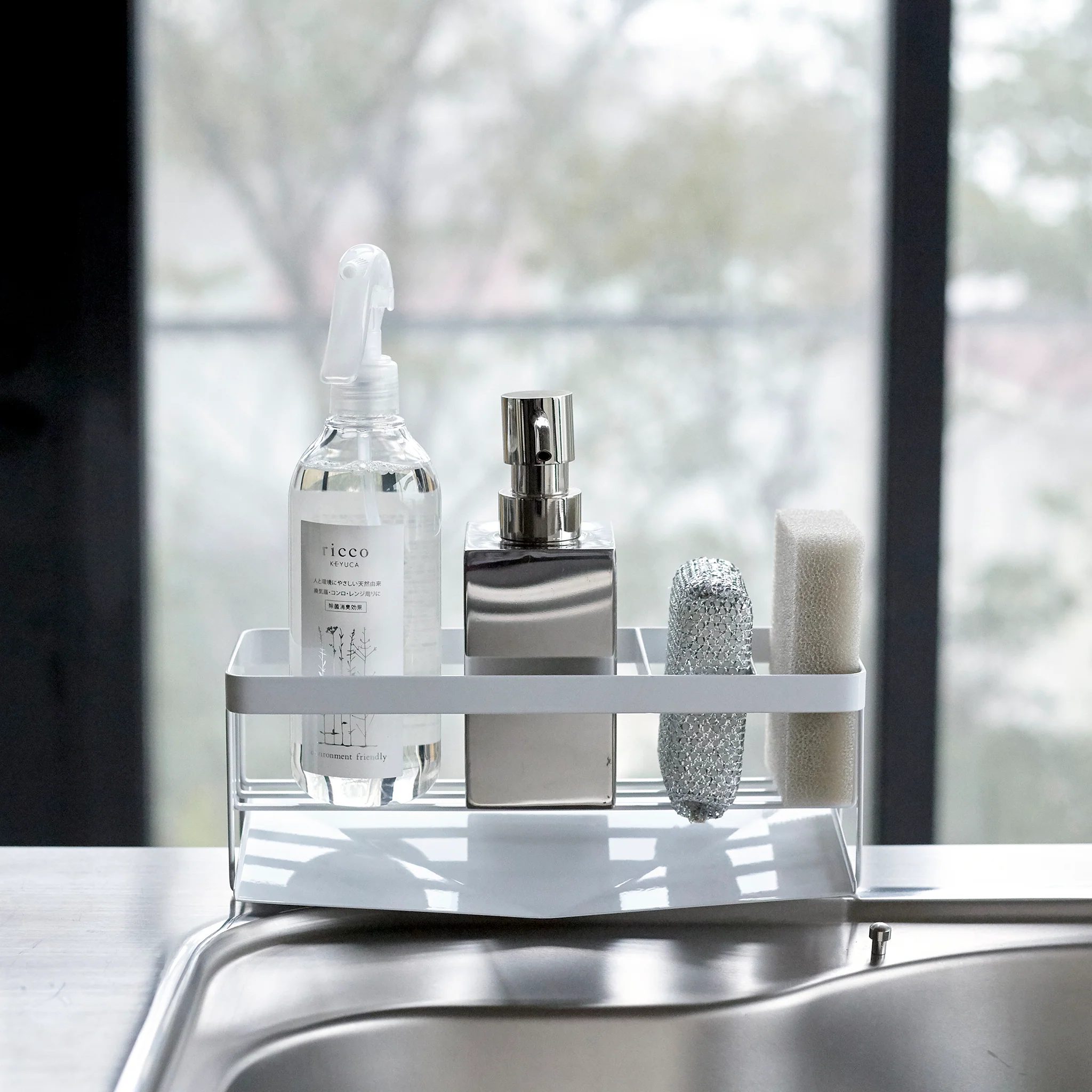 Sponge & Bottle Holder with Drainer - Image 5