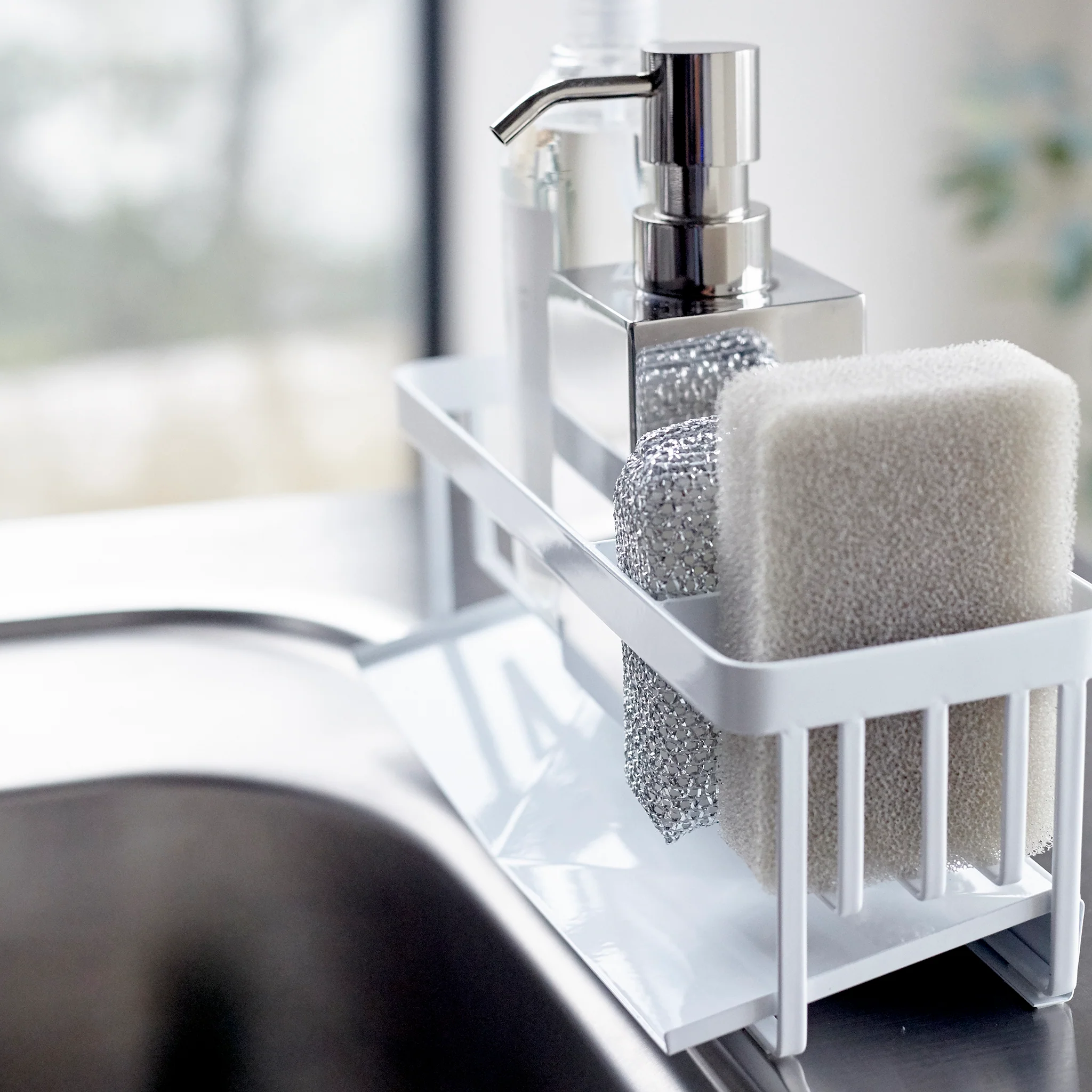 Sponge & Bottle Holder with Drainer - Image 6