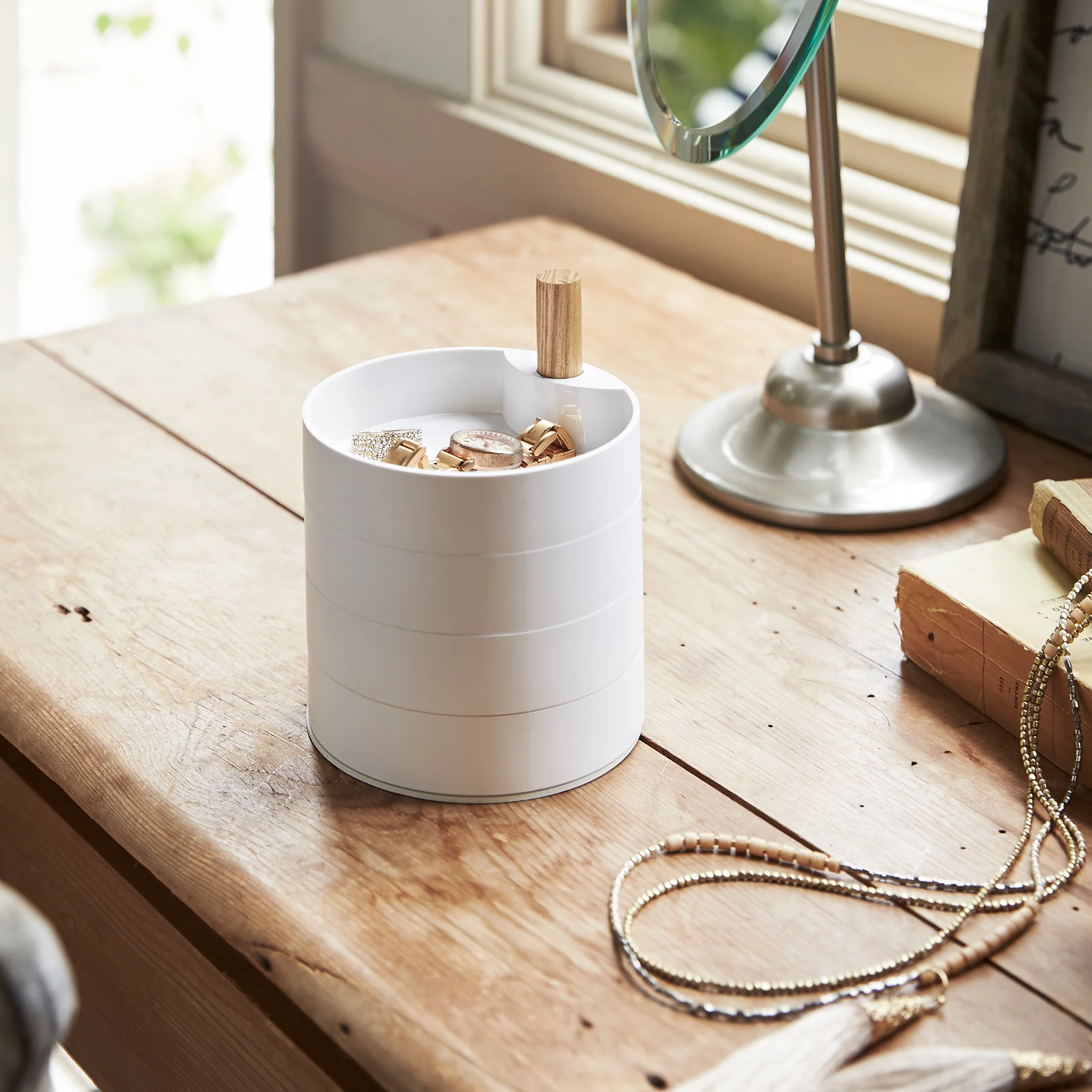 4-Tiered Accessory Box - Image 3