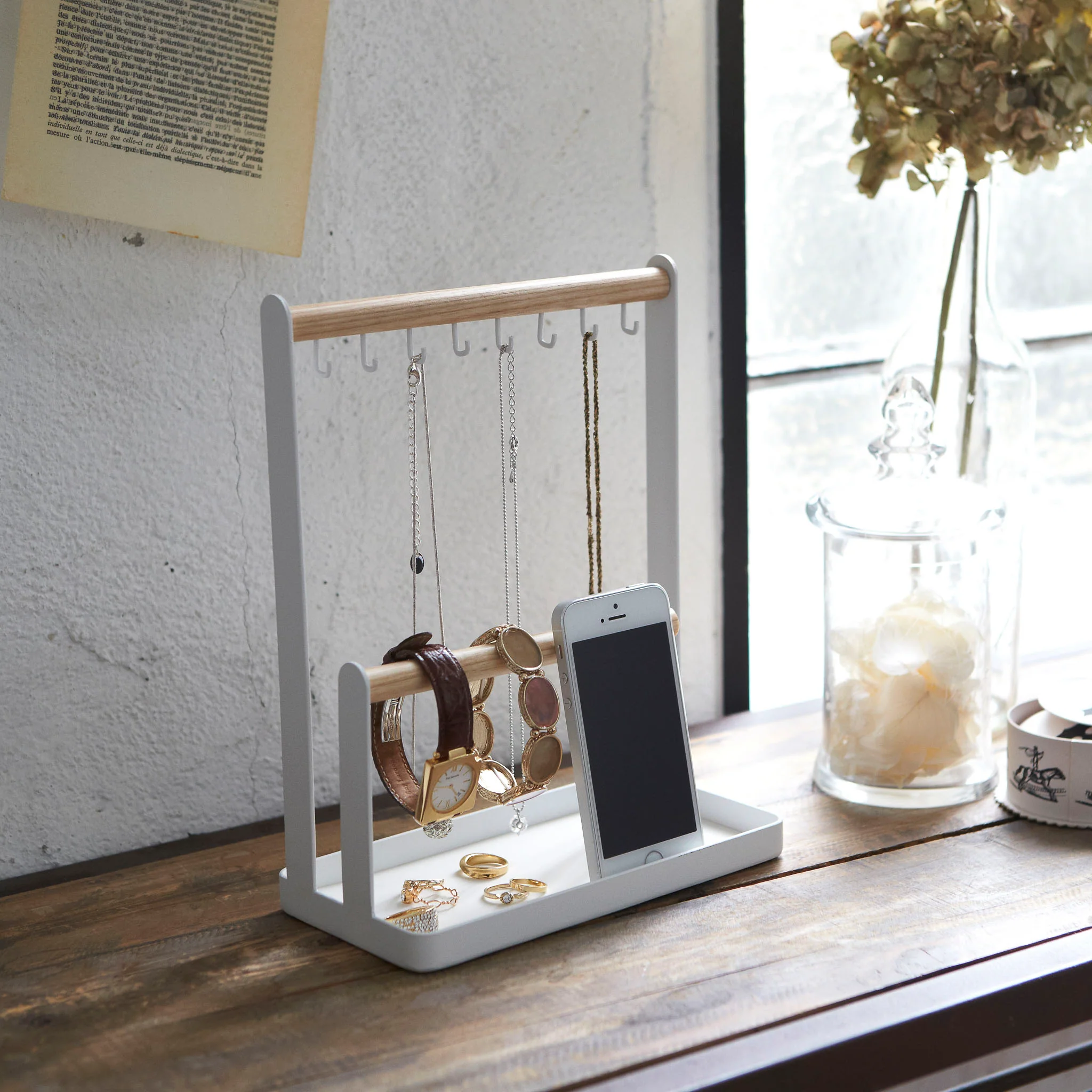 Accessory Stand - Image 5