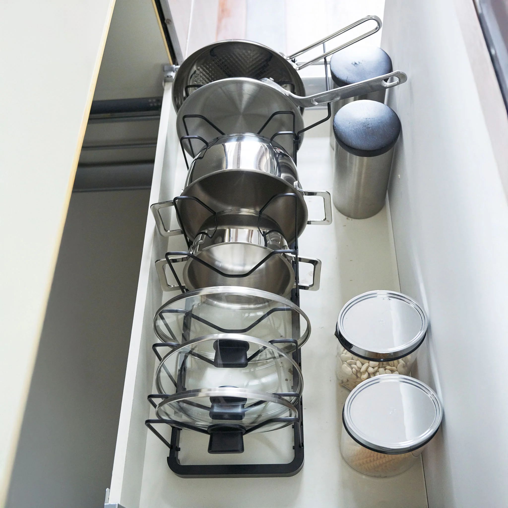 Extendable Pot Lid & Pan Organizer - Image 13