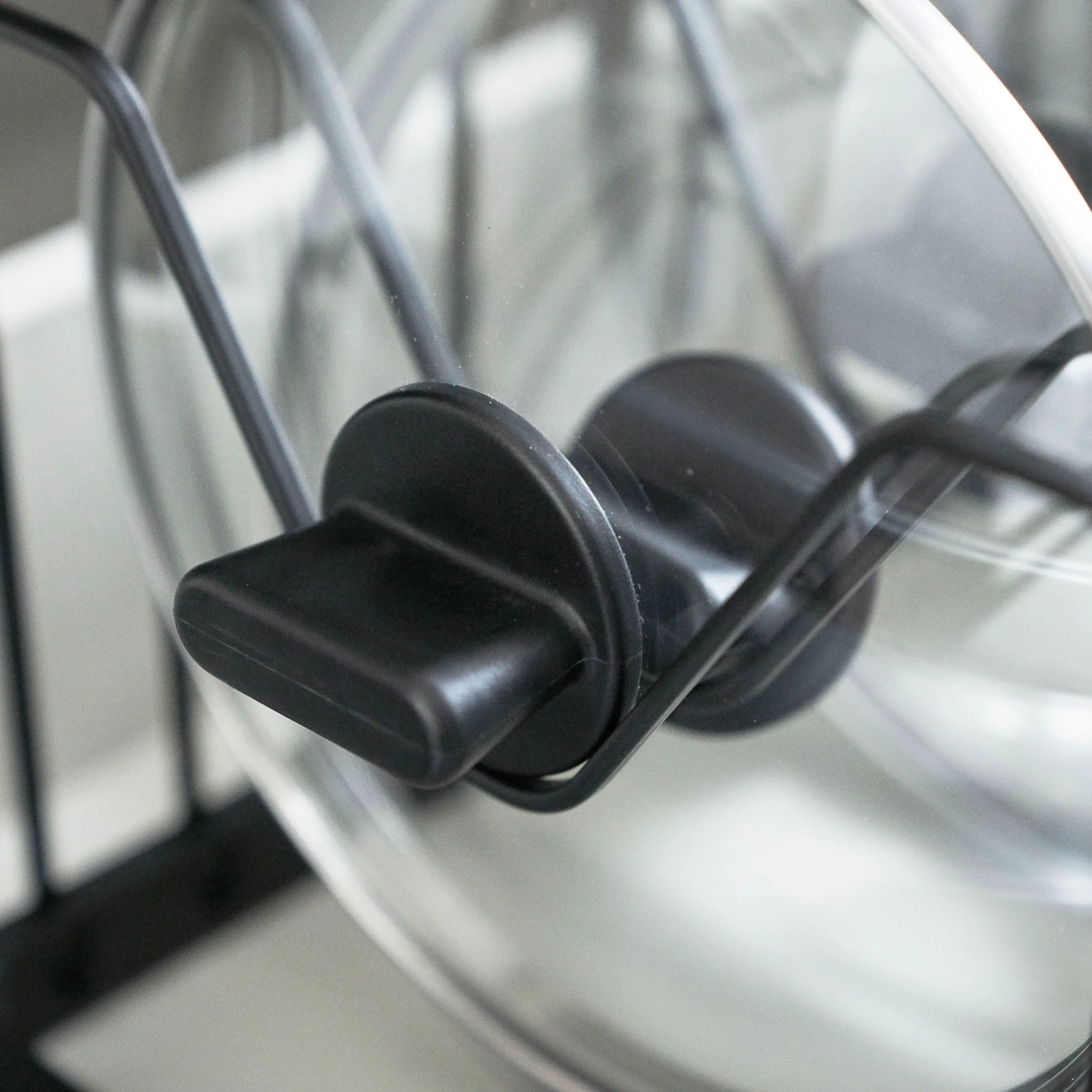 Extendable Pot Lid & Pan Organizer - Image 14