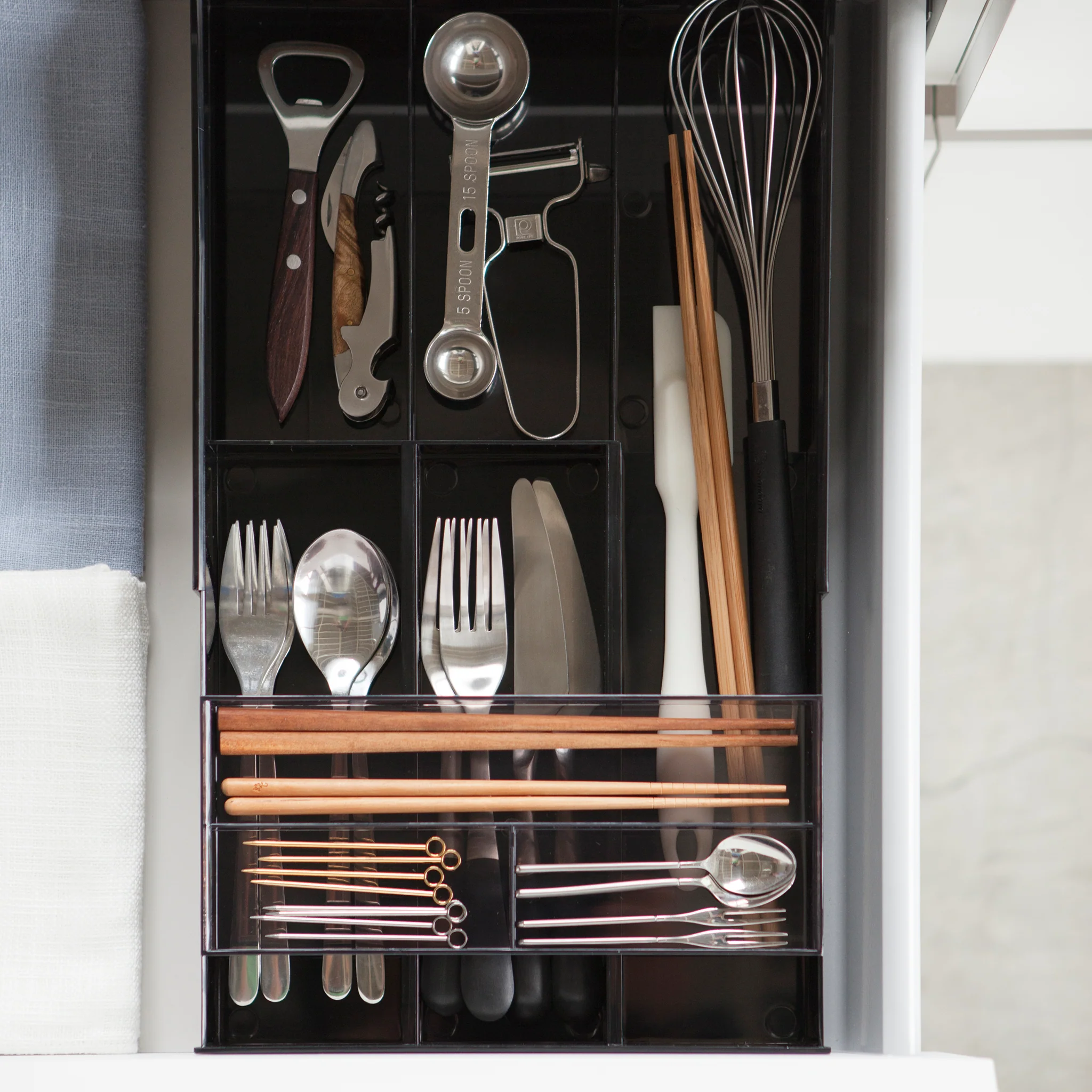 Extendable Cutlery Tray - Image 8