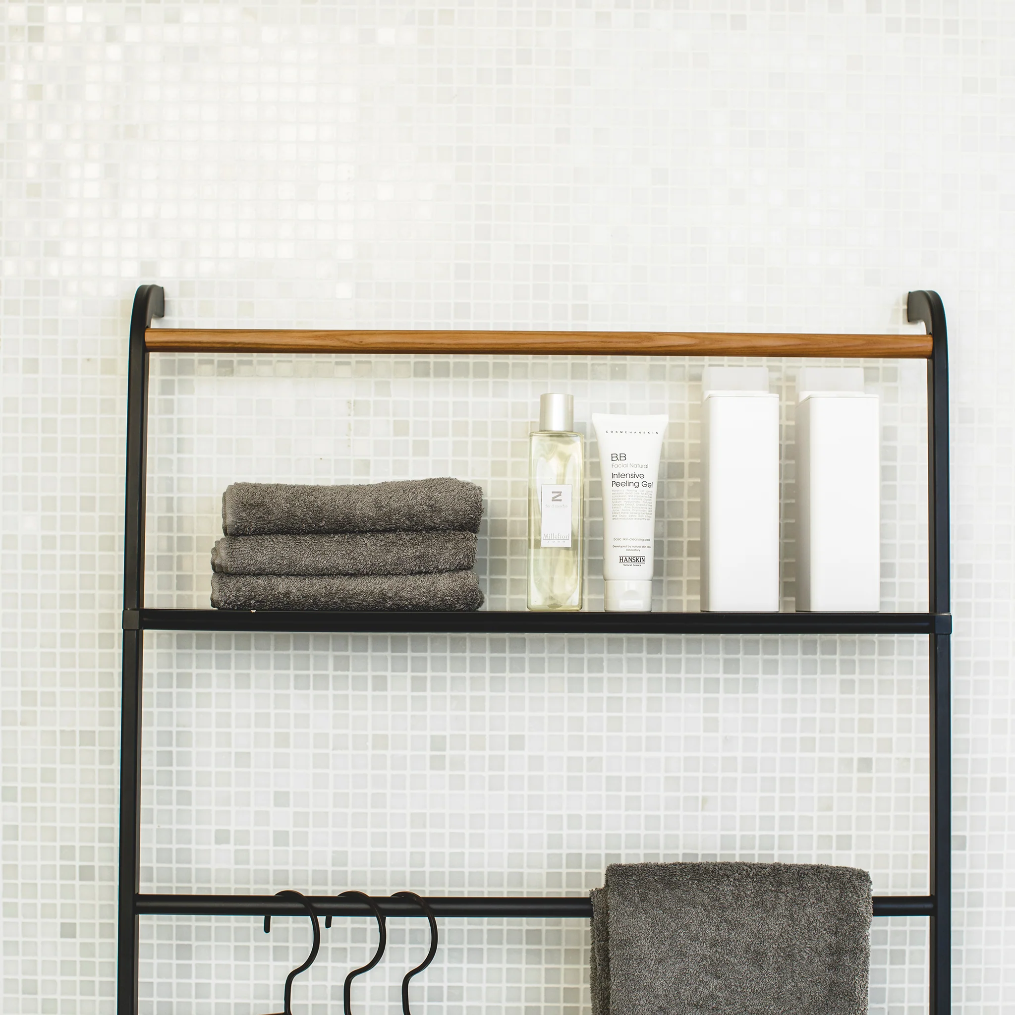 Leaning Ladder with Shelf - Image 10