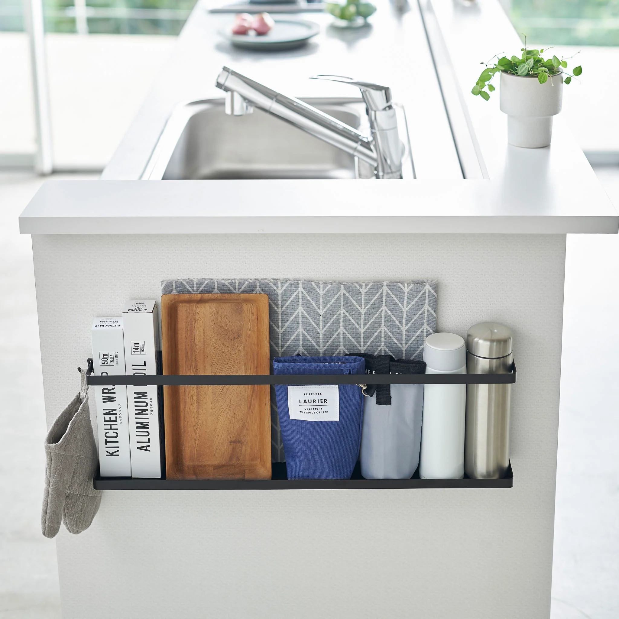 Wall-Mounted Rack - Image 15